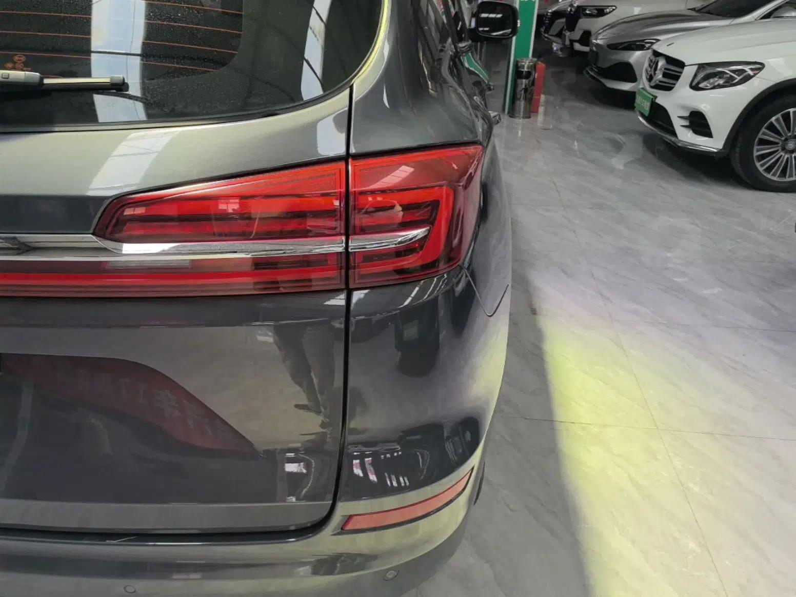 Used BYD Song 2021 Classic Edition 1.5T Automatic Elite Model — миниатюра 9