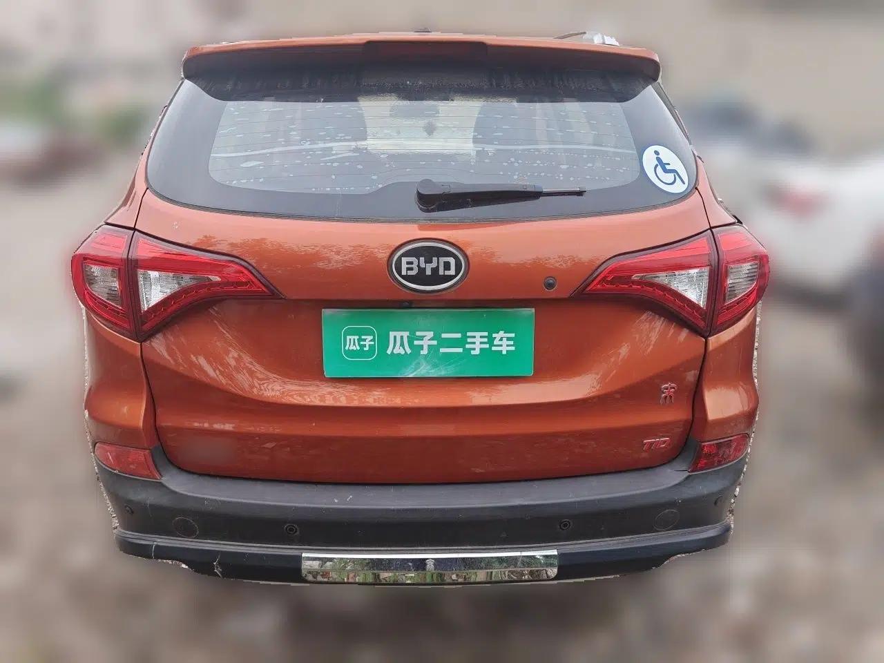 Used BYD Song 2016 Gaishi Edition 1.5TID Automatic Luxury Model — миниатюра 5