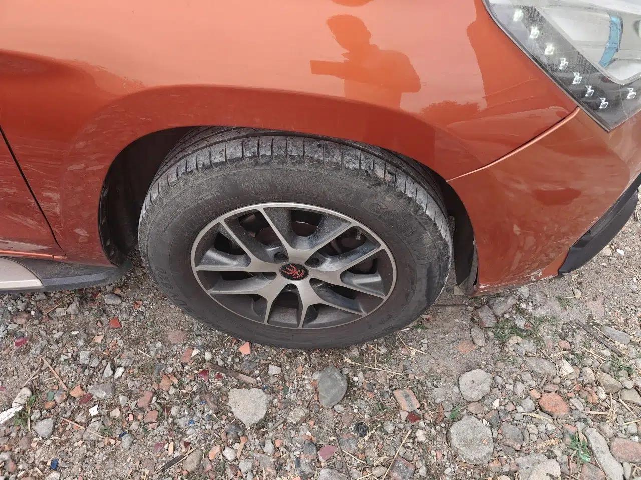 Used BYD Song 2016 Gaishi Edition 1.5TID Automatic Luxury Model — миниатюра 8