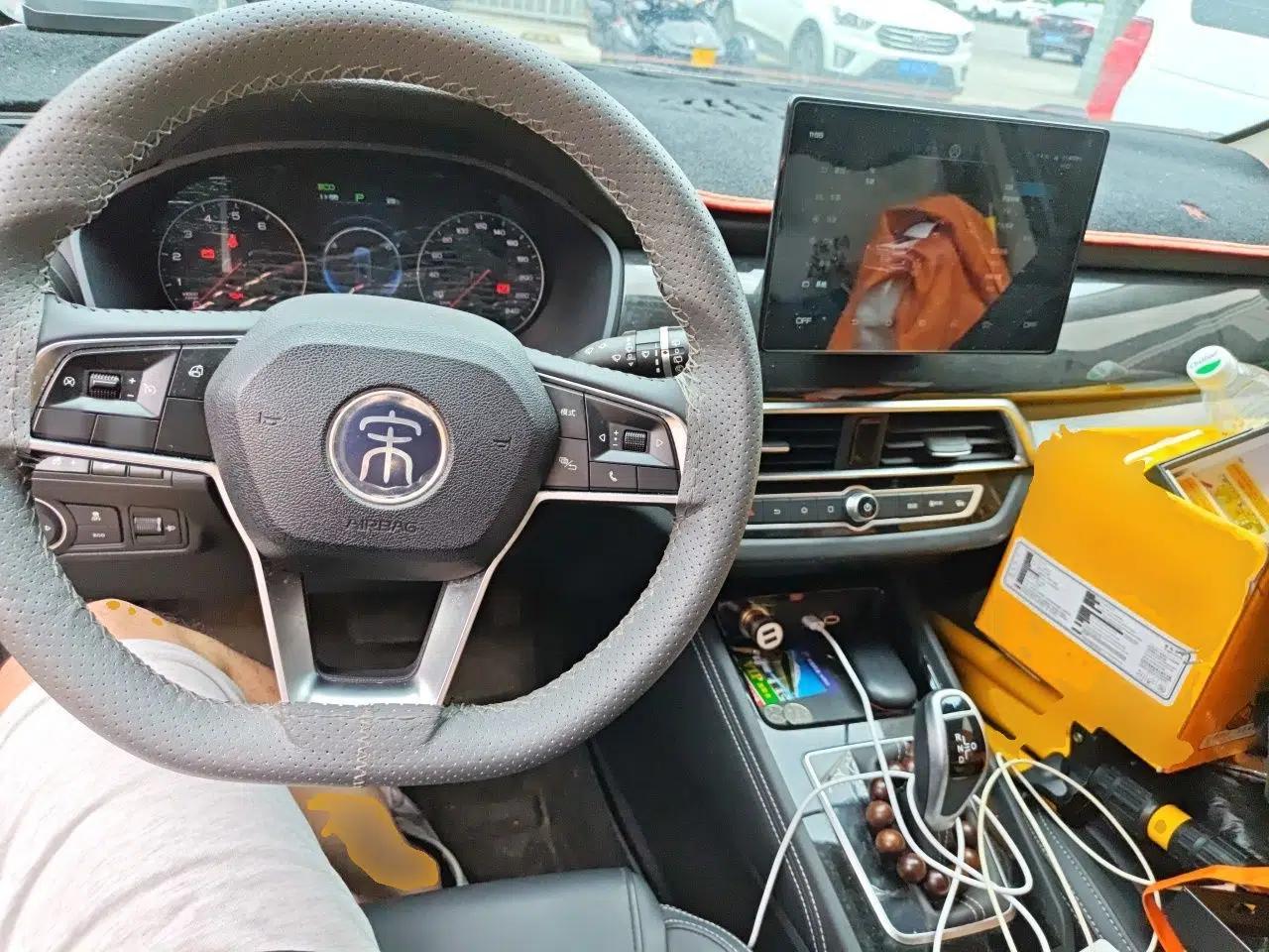 Used BYD Song 2020 Classic Edition 1.5T Automatic Elite Model — миниатюра 9