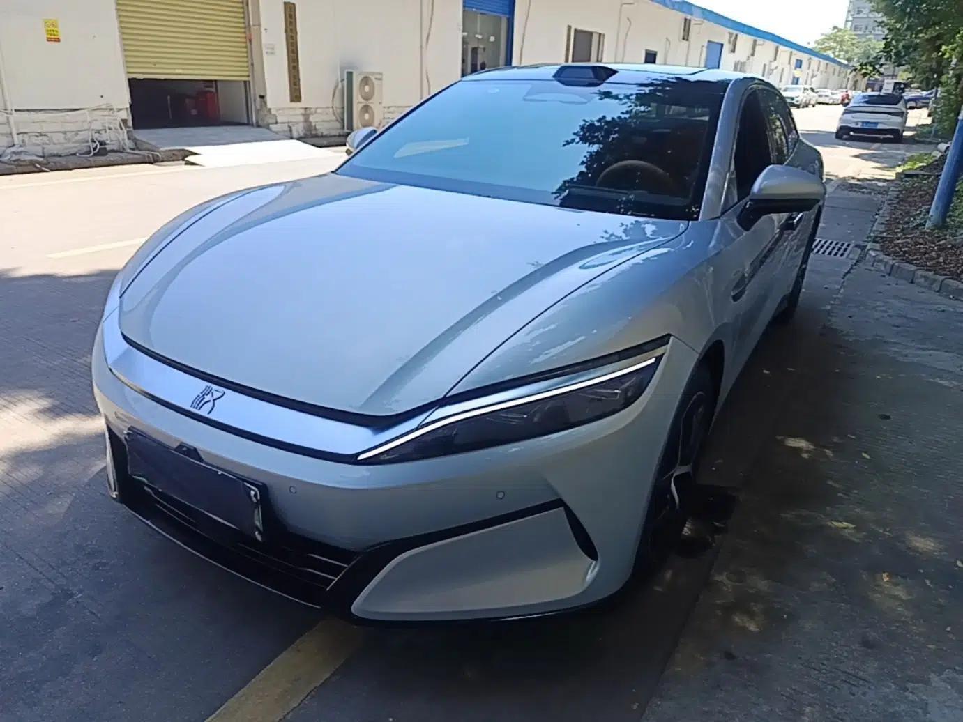 Used BYD Han L 2025 EV Four-Wheel Drive LiDAR Flagship Model — миниатюра 1