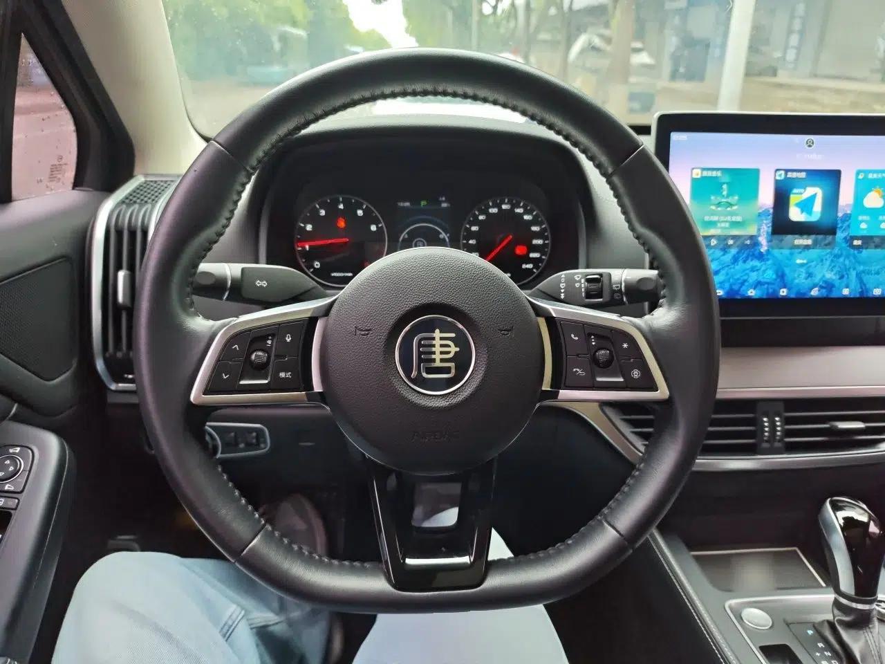 Used BYD Tang 2018 2.0T Automatic SmartConnect Prestige 5-Seater Emission Standard China V — миниатюра 10