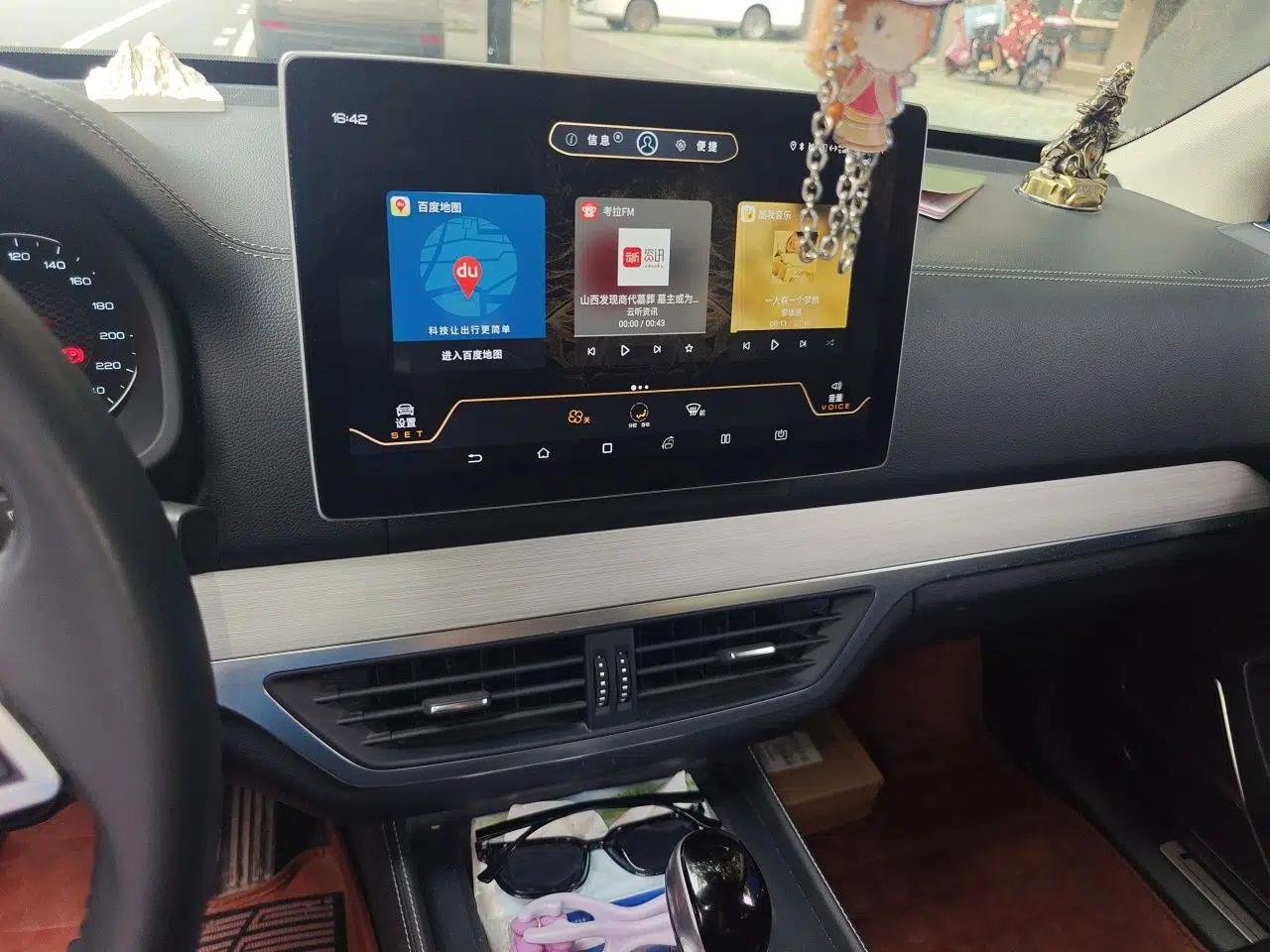 Used BYD Tang 2018 2.0T Automatic SmartConnect Luxury 7-Seater China V Emission Standard — миниатюра 13