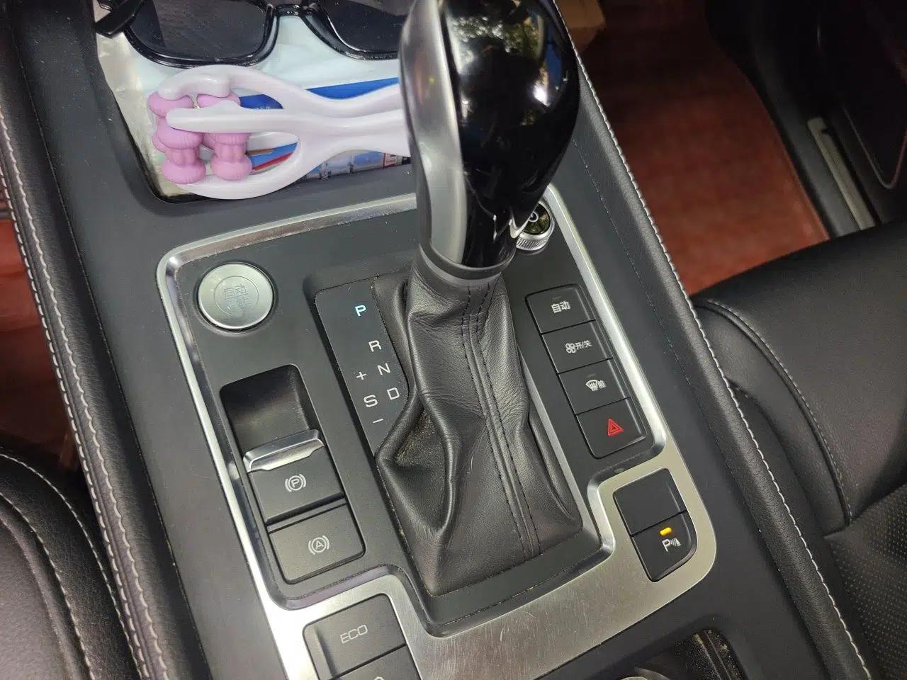 Used BYD Tang 2018 2.0T Automatic SmartConnect Luxury 7-Seater China V Emission Standard — миниатюра 14