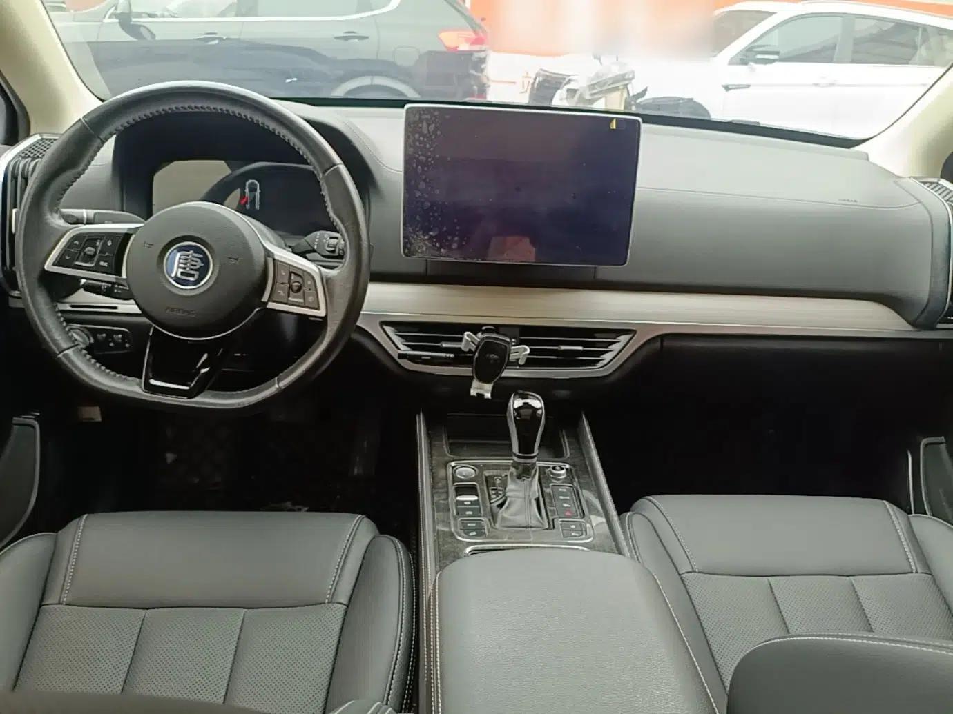 Used BYD Tang 2018 2.0T Automatic SmartConnect Prestige 7-Seater China V Standard — миниатюра 12