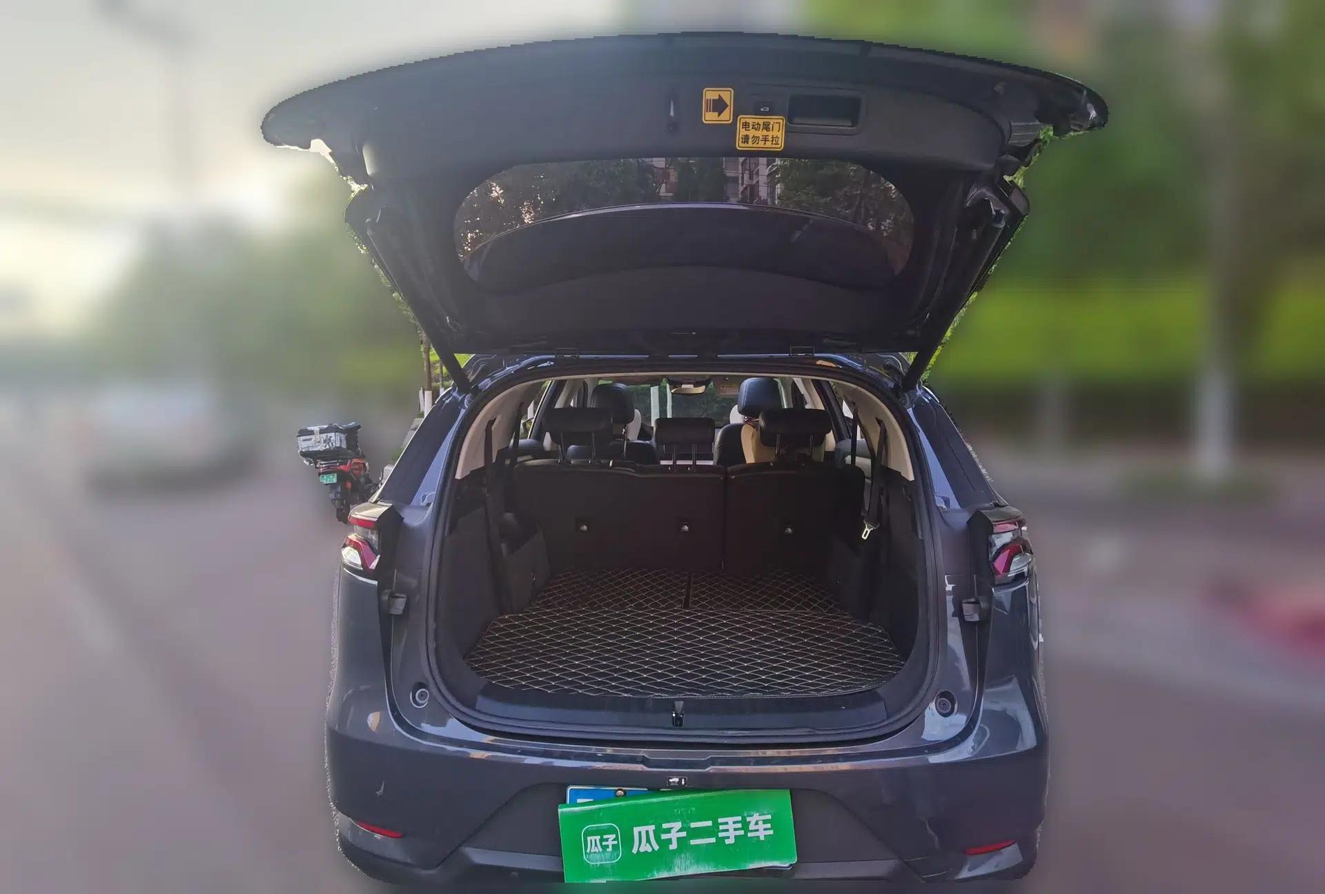 Used BYD Tang 2019 2.0T Automatic SmartConnect Prestige 7-Seater China VI Standard — миниатюра 19