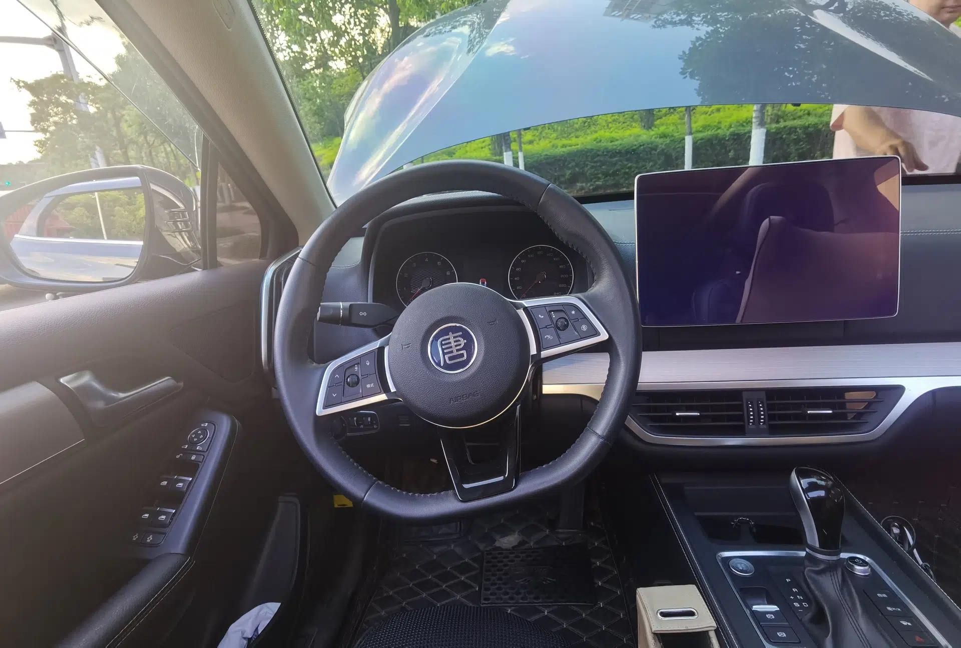 Used BYD Tang 2019 2.0T Automatic SmartConnect Prestige 7-Seater China VI Standard — миниатюра 10