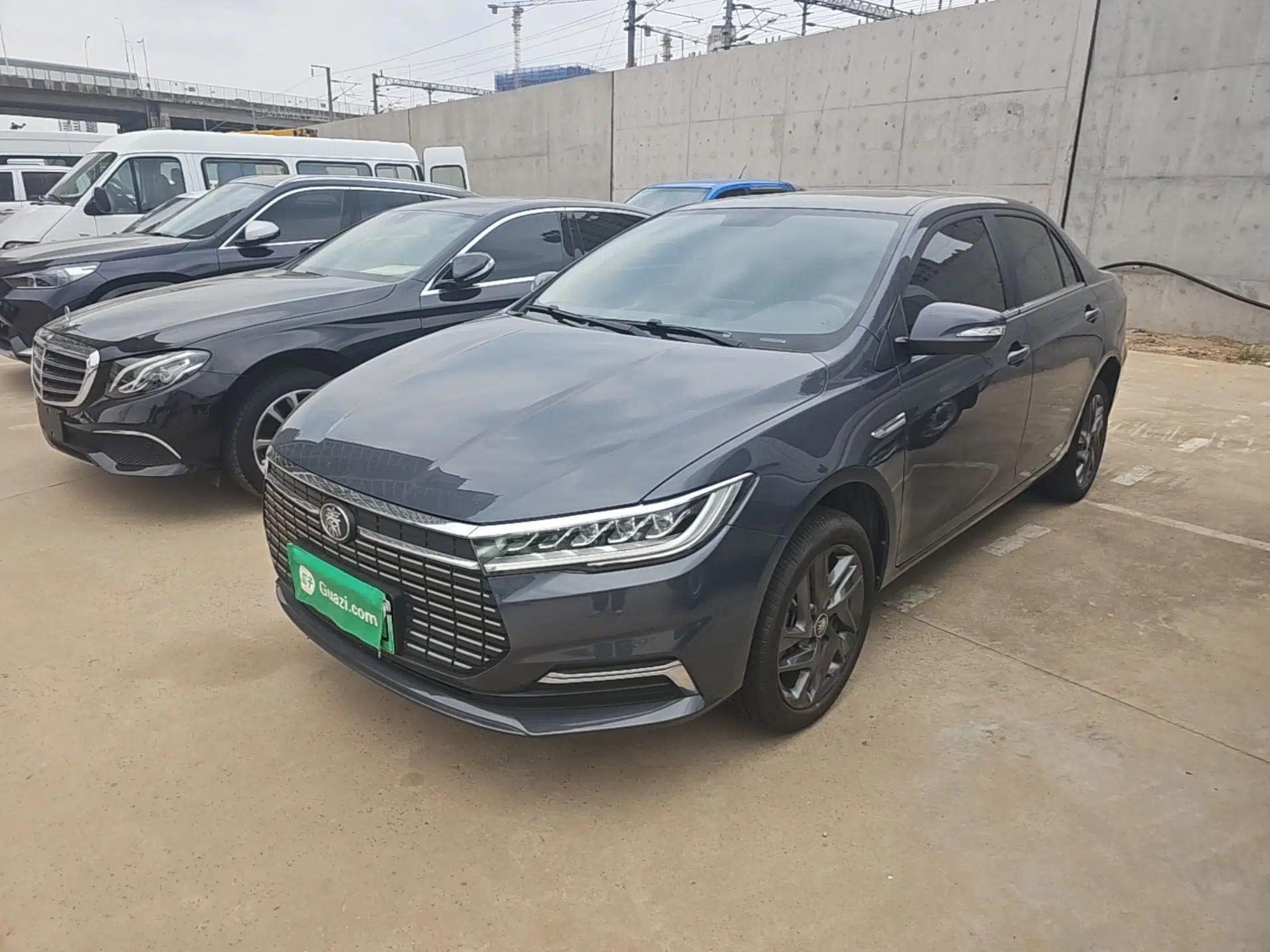 Used BYD Qin New Energy 2019 High-Range Deluxe Model — миниатюра 1