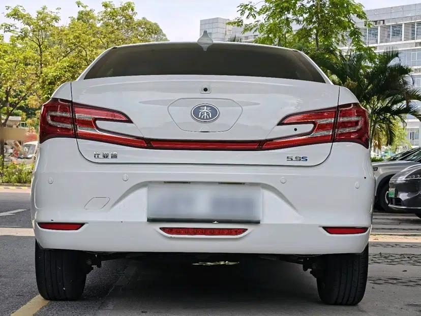 Used BYD Qin New Energy 2017 1.5T Luxury Model — миниатюра 13