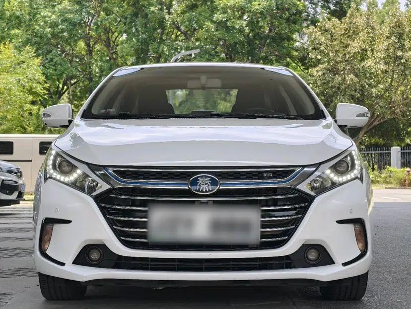 Used BYD Qin New Energy 2017 1.5T Luxury Model — миниатюра 16