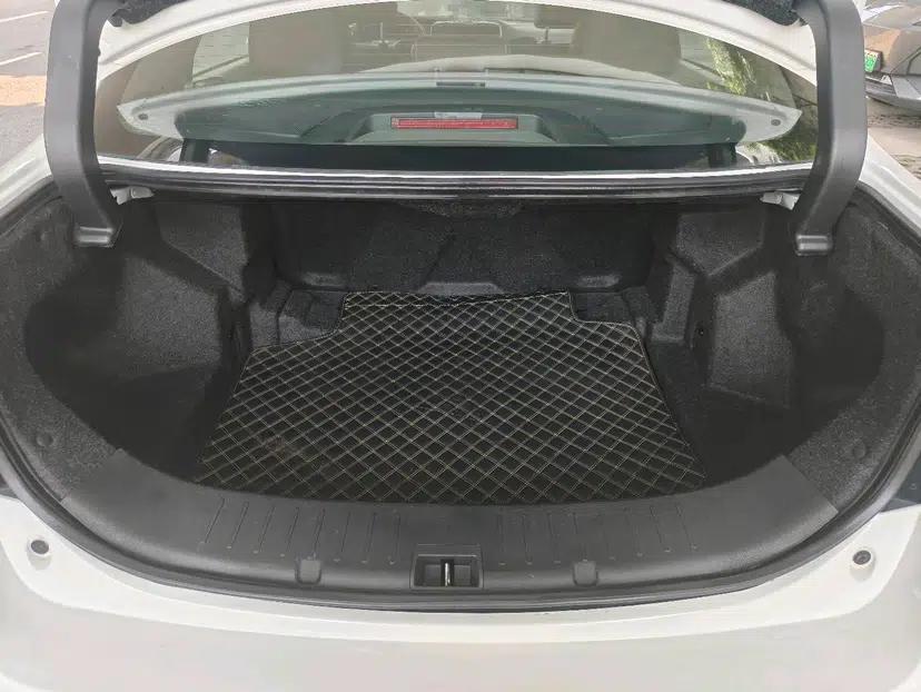 Used BYD Qin New Energy 2017 1.5T Luxury Model — миниатюра 28