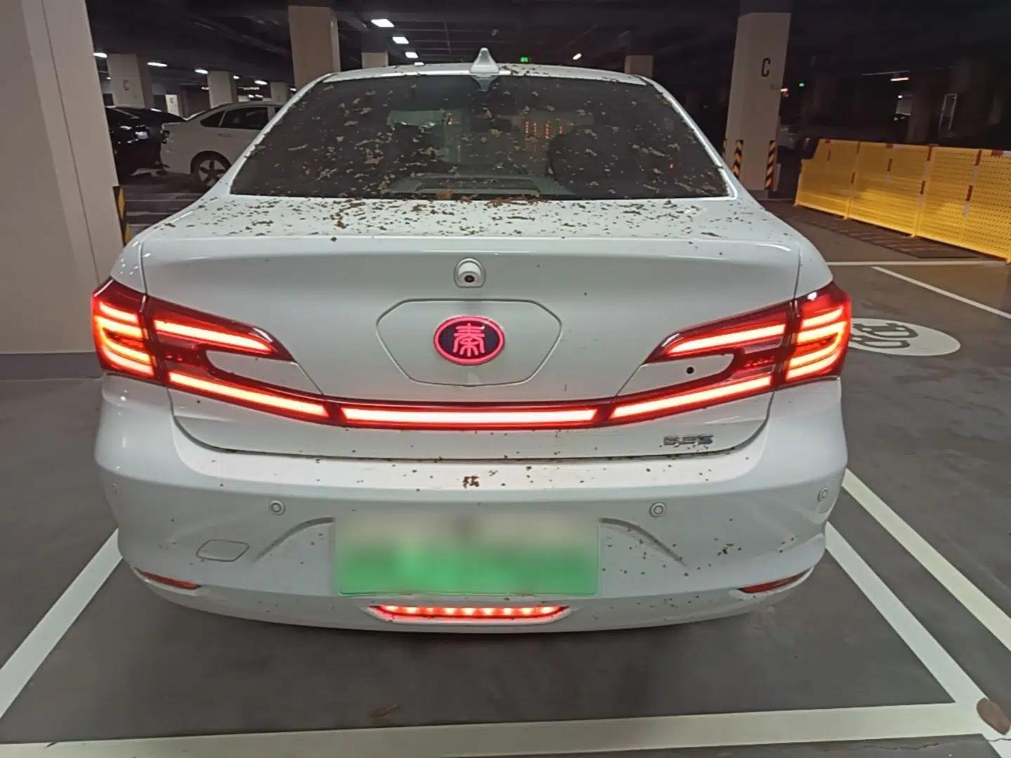 Used BYD Qin New Energy 2018 1.5T Smart Connect Premium Model — миниатюра 5