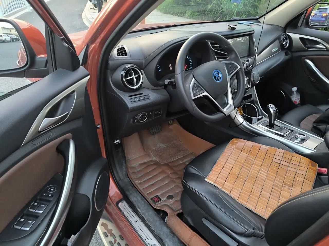 Used BYD Song New Energy 2017 Song DM 1.5TID All-Wheel Drive Luxury Model — миниатюра 16