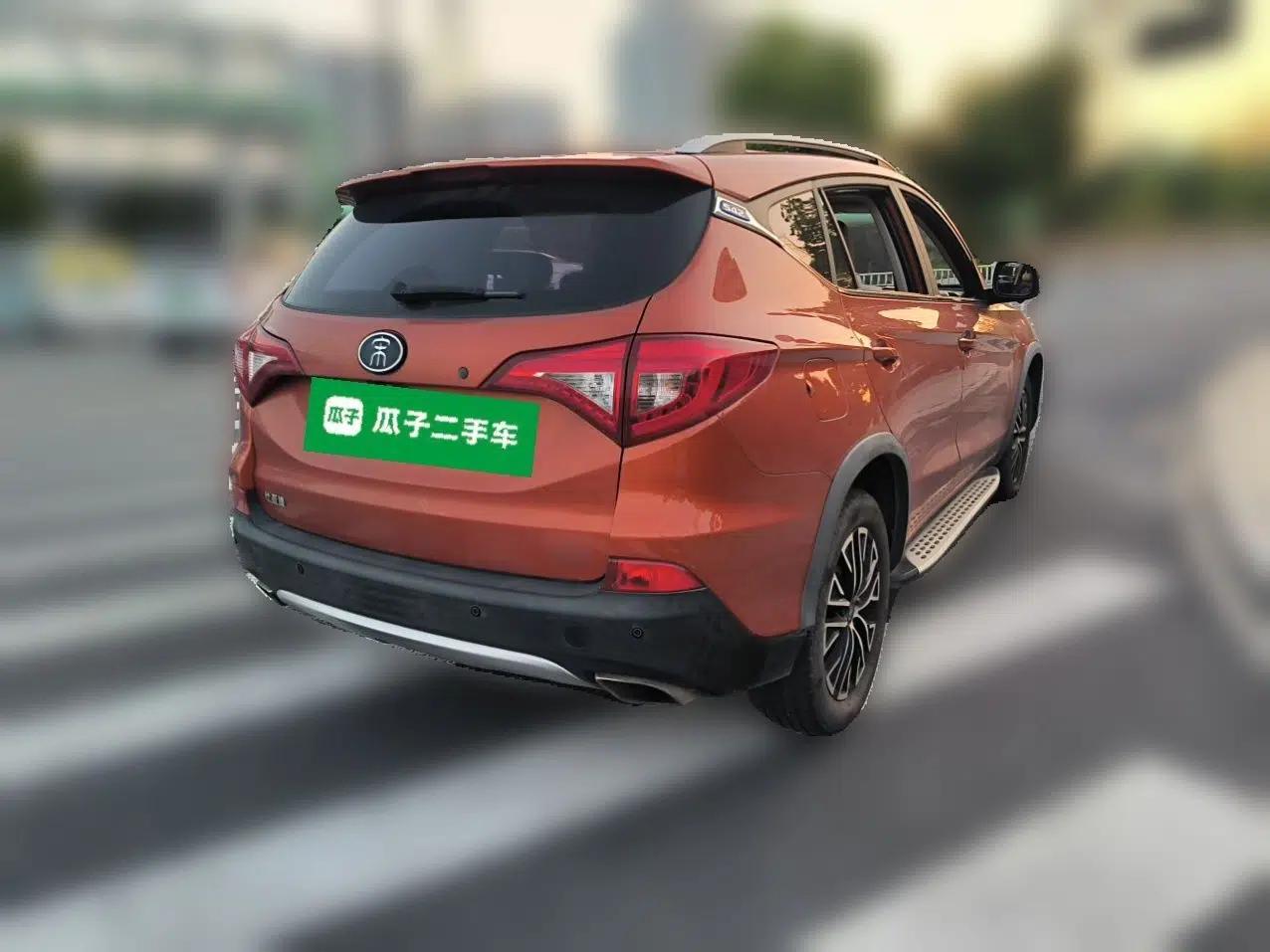 Used BYD Song New Energy 2017 Song DM 1.5TID All-Wheel Drive Luxury Model — миниатюра 6