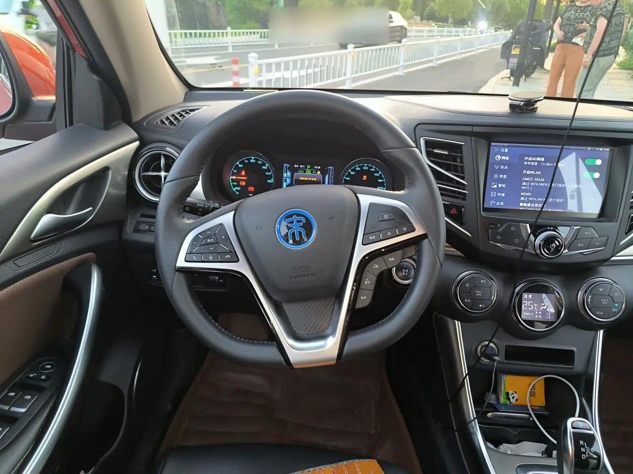 Used BYD Song New Energy 2017 Song DM 1.5TID All-Wheel Drive Luxury Model — миниатюра 10