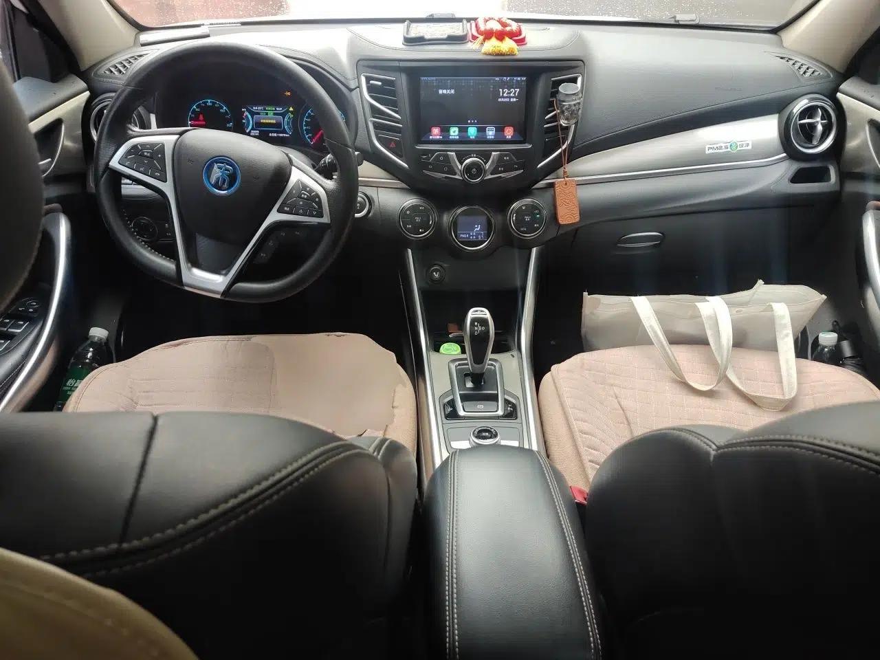 Used BYD Song New Energy 2017 Song EV300 Prestige Model — миниатюра 9
