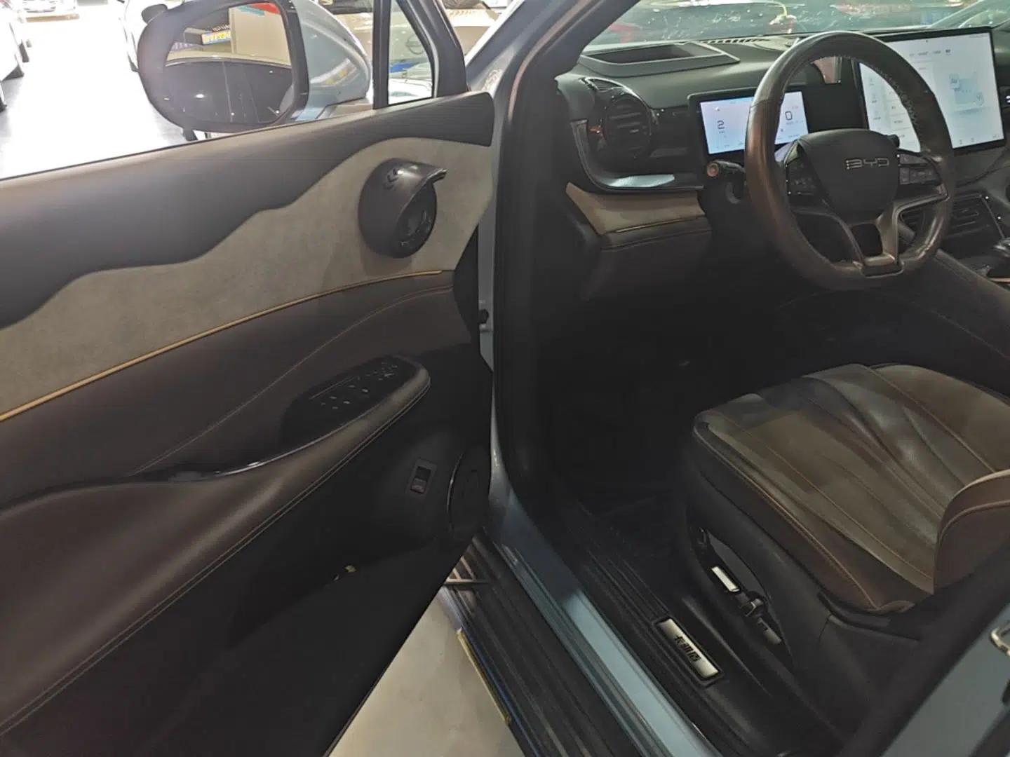 Used BYD Frigate 07 2023 DM-i 100KM Flagship Model — миниатюра 18