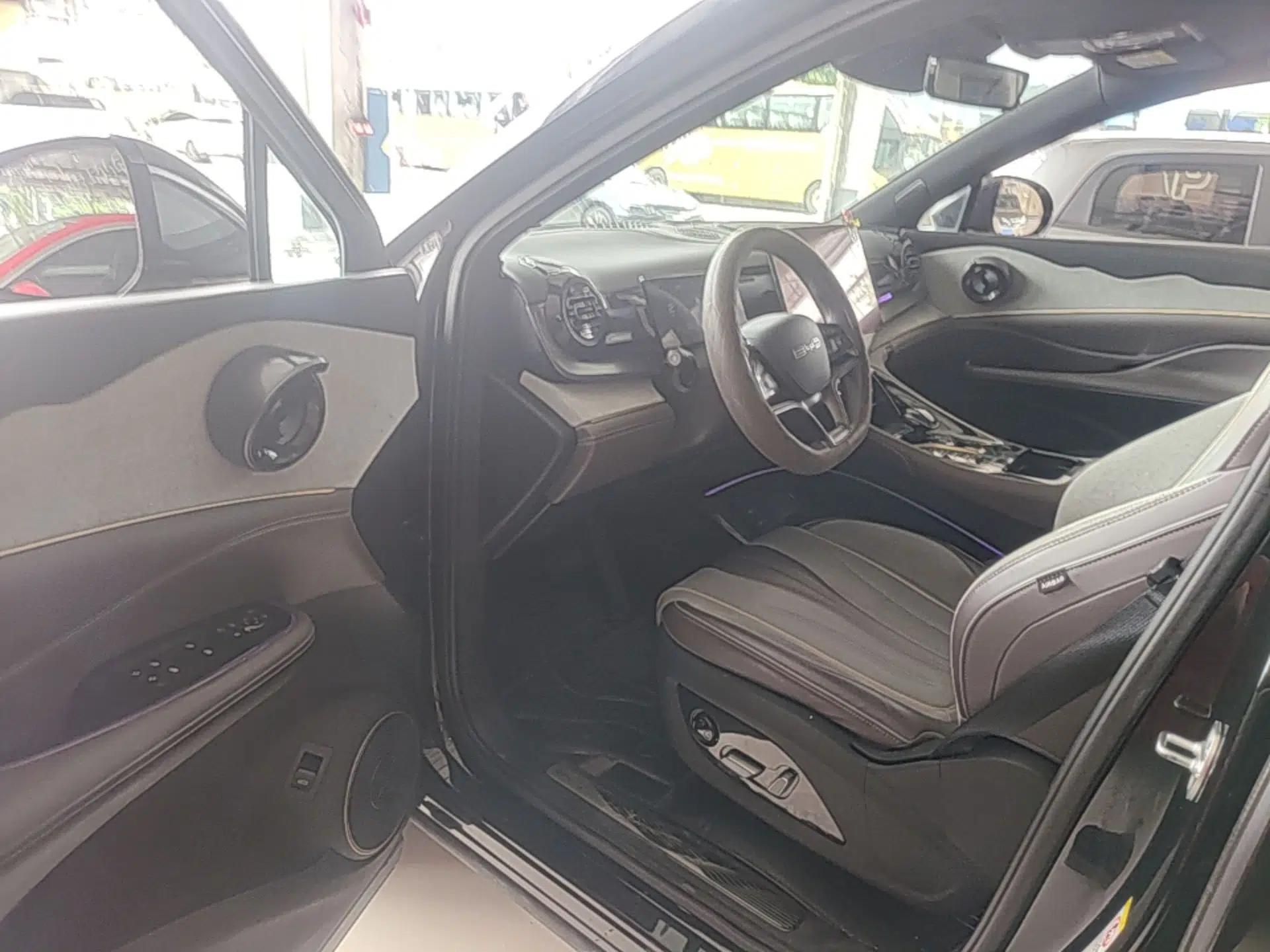Used BYD Frigate 07 2023 DM-i 100KM Prestige Model — миниатюра 18
