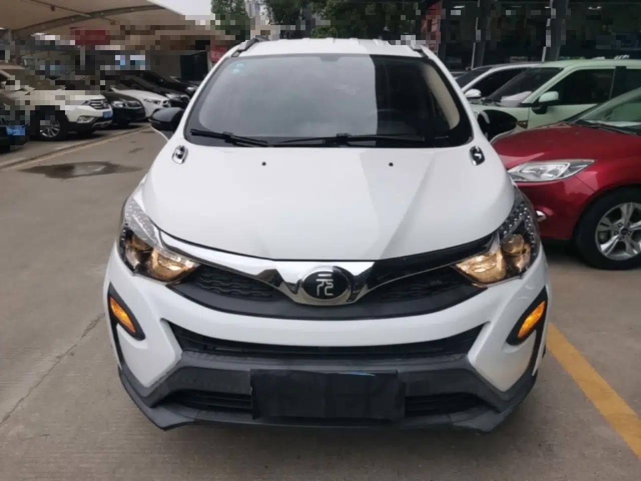 Used BYD Yuan 2017 1.5L Automatic Cool & Stylish Model — миниатюра 2