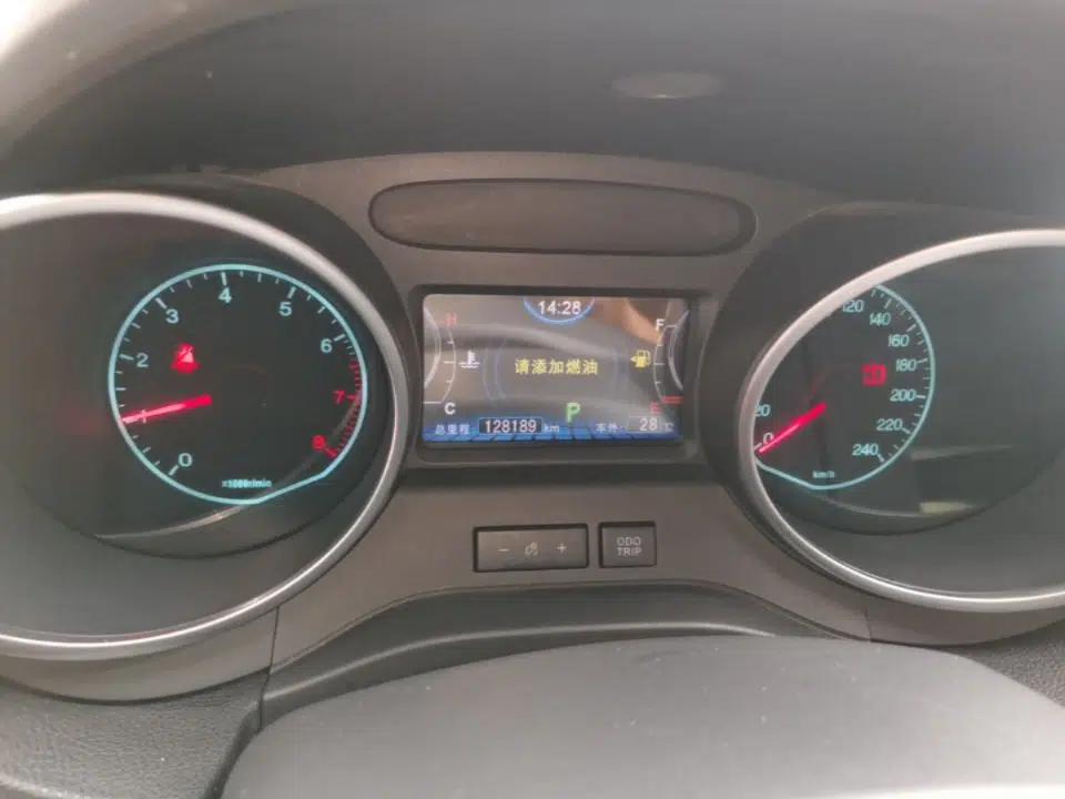 Used BYD Yuan 2017 1.5L Automatic Cool & Stylish Model — миниатюра 19