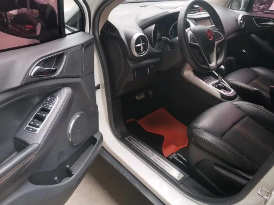 Used BYD Yuan 2017 1.5L Automatic Cool & Stylish Model — миниатюра 23
