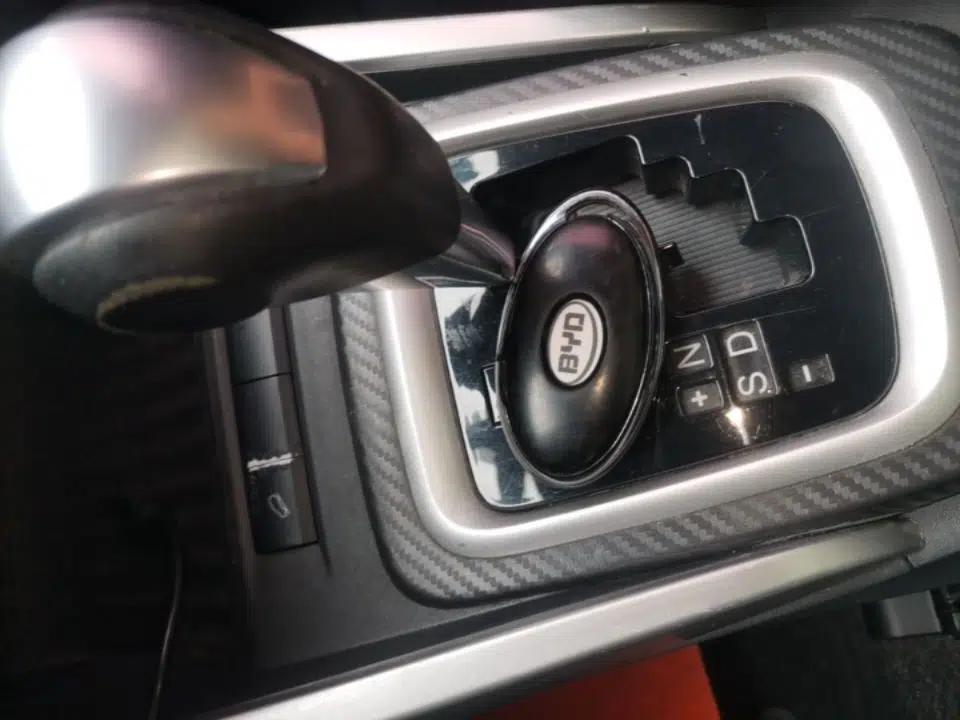 Used BYD Yuan 2017 1.5L Automatic Cool & Stylish Model — миниатюра 28