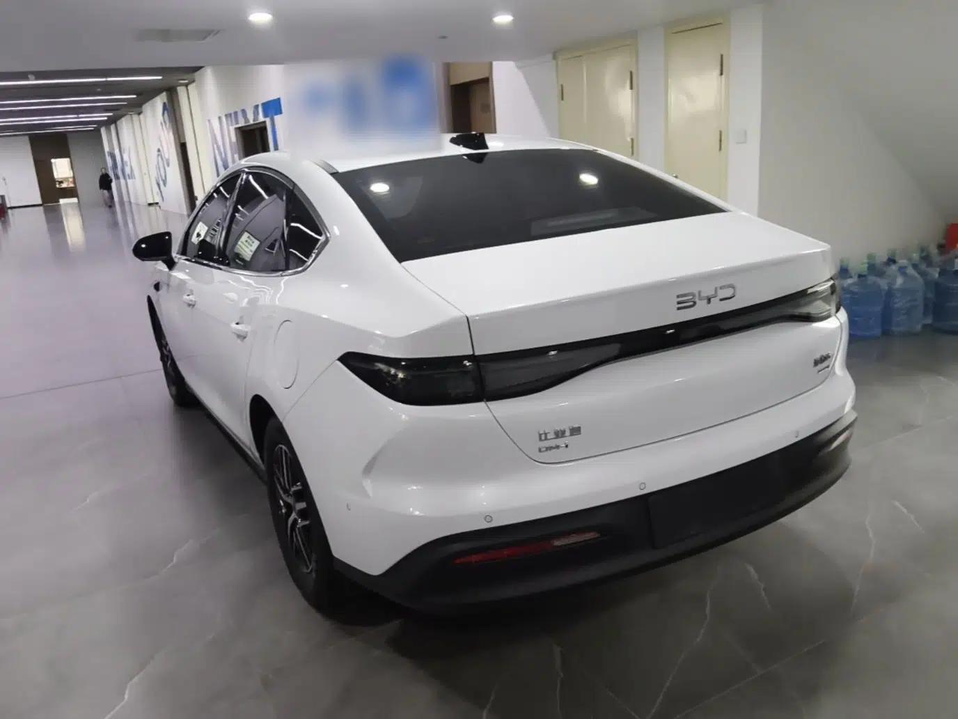 Used BYD Seal 05 DM-i 2025 DM-i Smart Drive 55KM Prestige Model — миниатюра 4