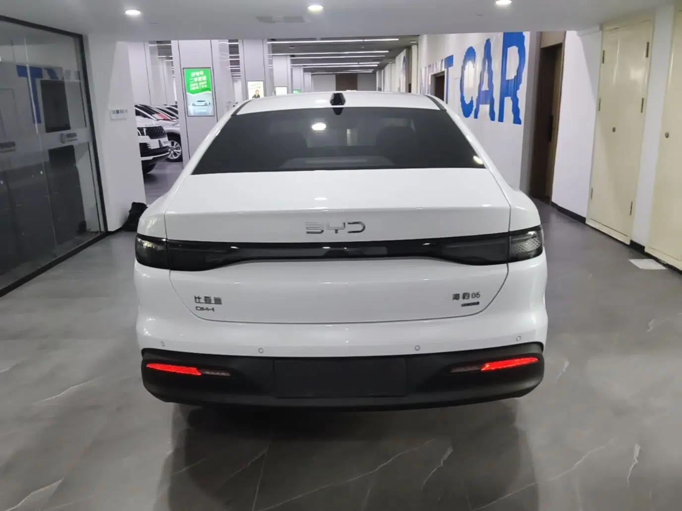 Used BYD Seal 05 DM-i 2025 DM-i Smart Drive 55KM Prestige Model — миниатюра 5