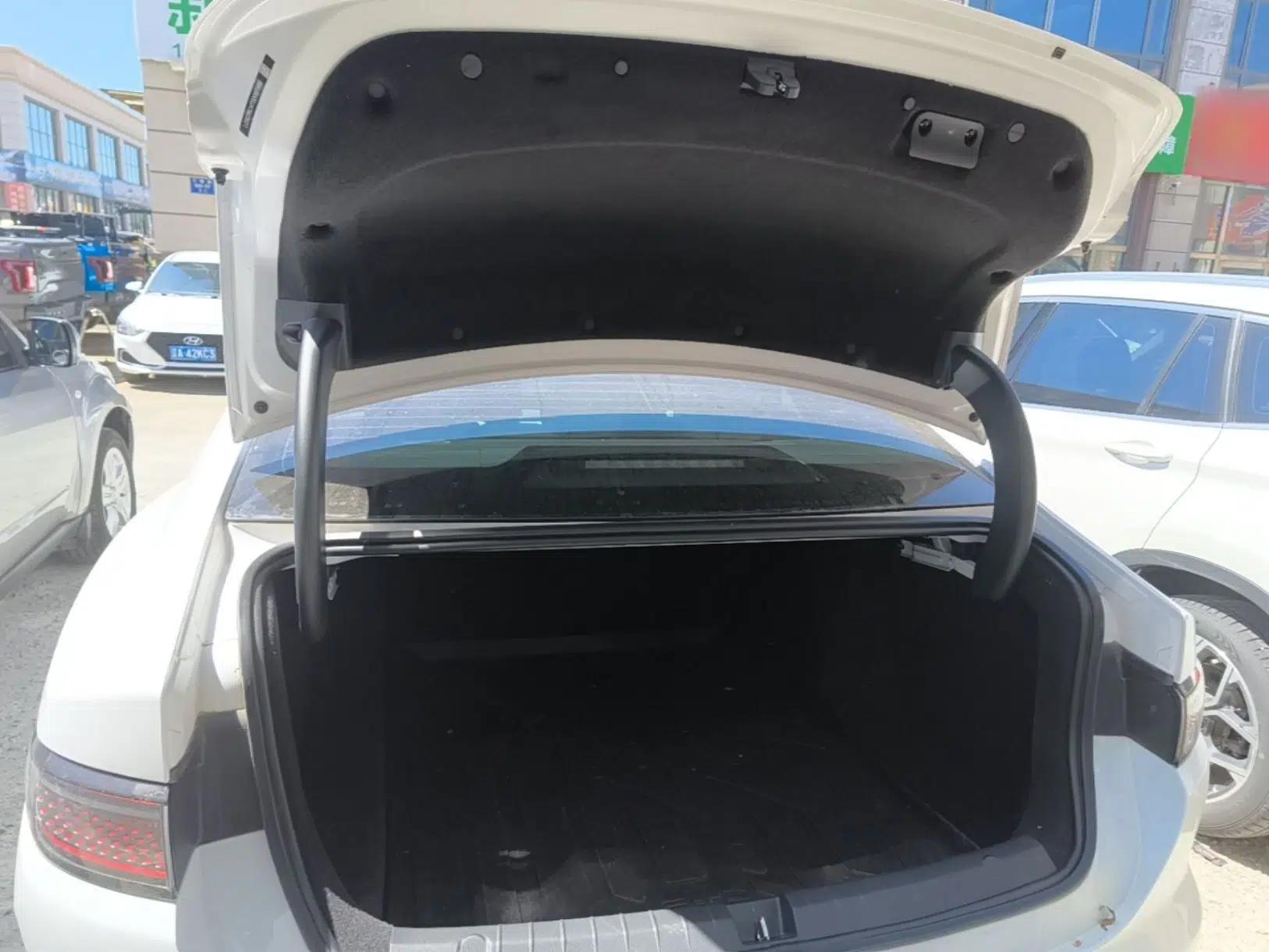 Used BYD Seal 05 DM-i 2025 DM-i Smart Drive 55KM Luxury Model — миниатюра 22