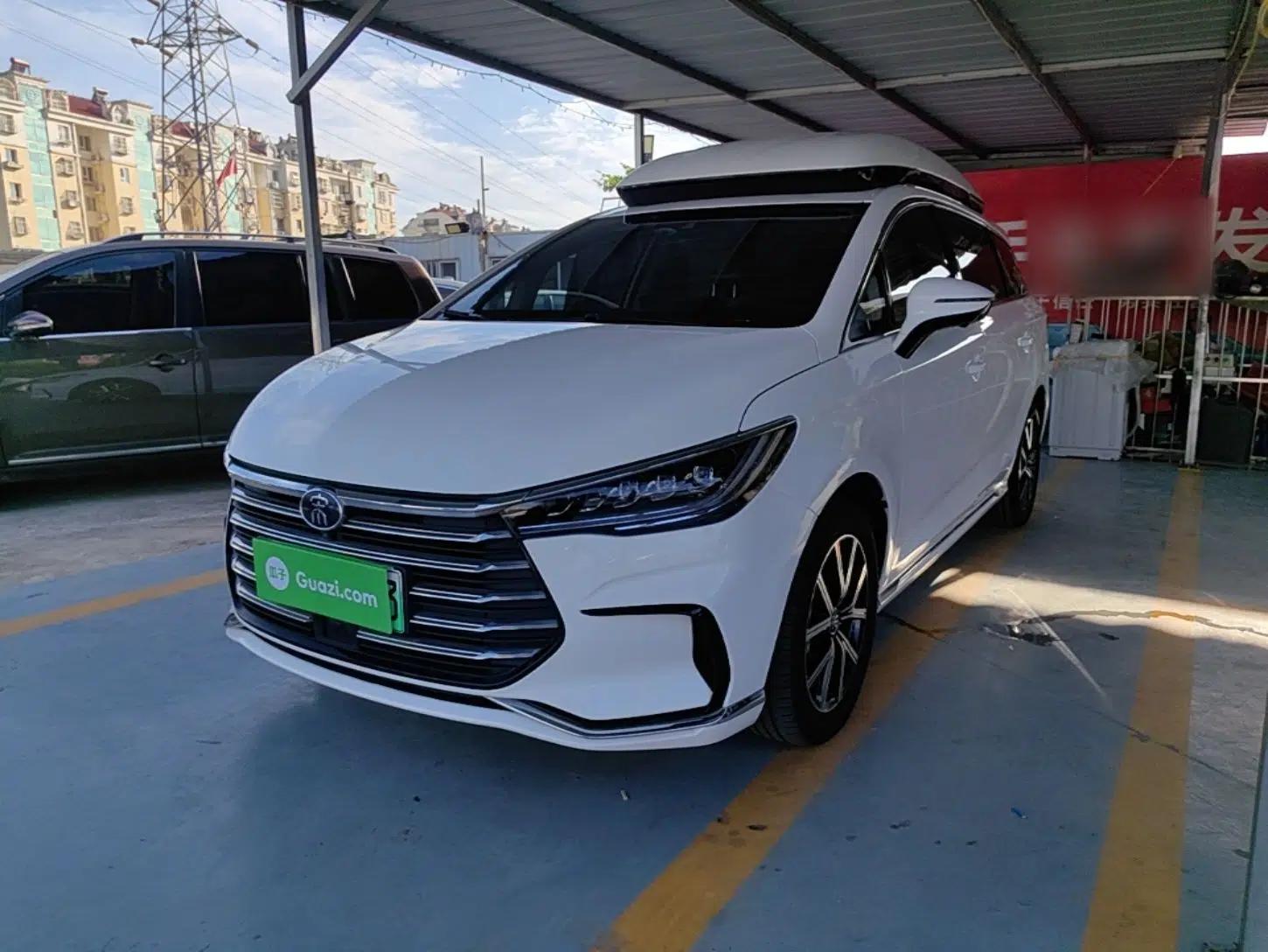 Used BYD Song MAX New Energy 2022 DM-i 105KM Executive Edition — миниатюра 1