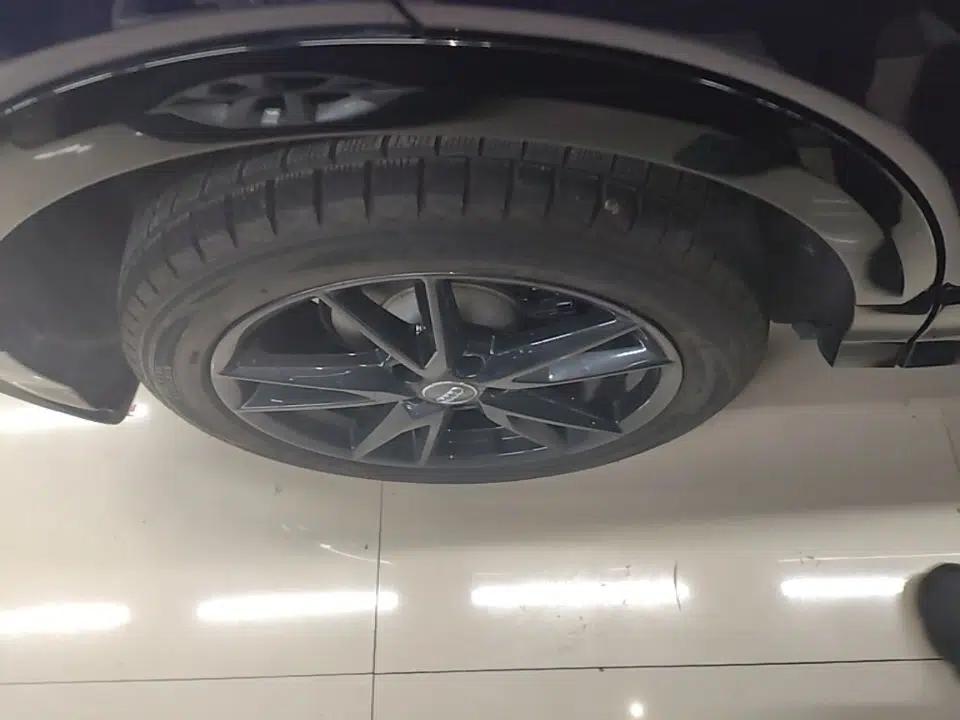 Audi Q2L 2020 35 TFSI Ambition Dynamic Edition — миниатюра 11