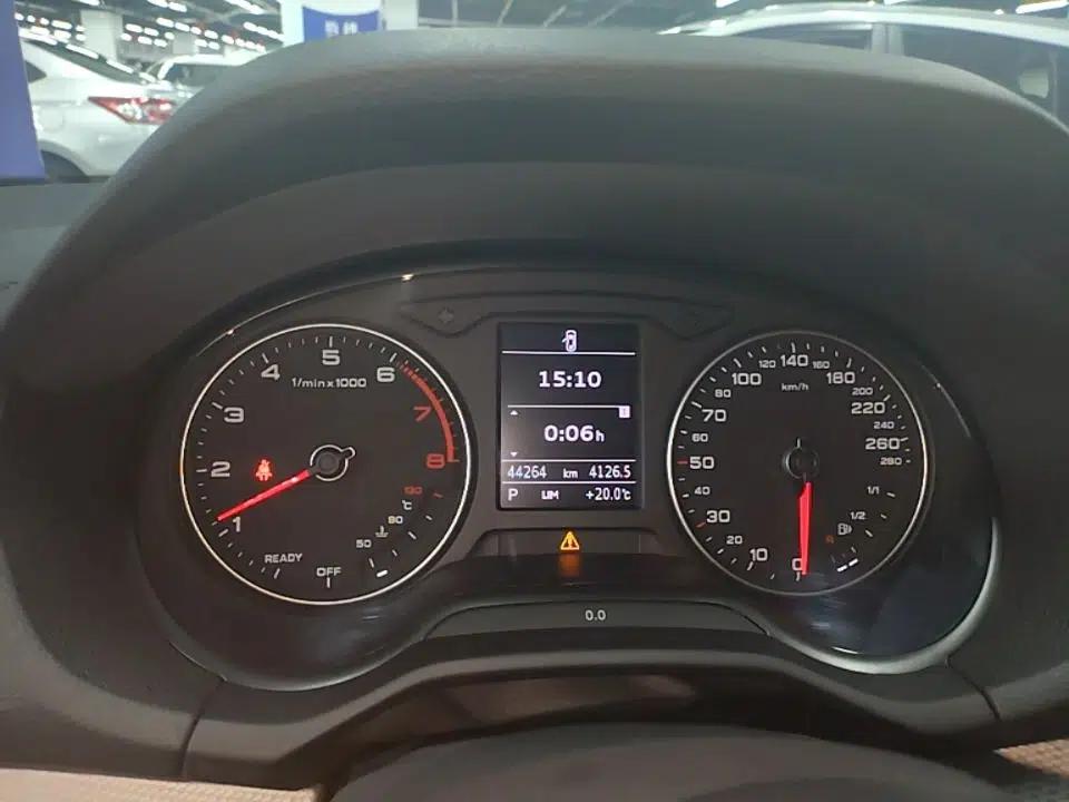 Audi Q2L 2020 35 TFSI Ambition Dynamic Edition — миниатюра 14