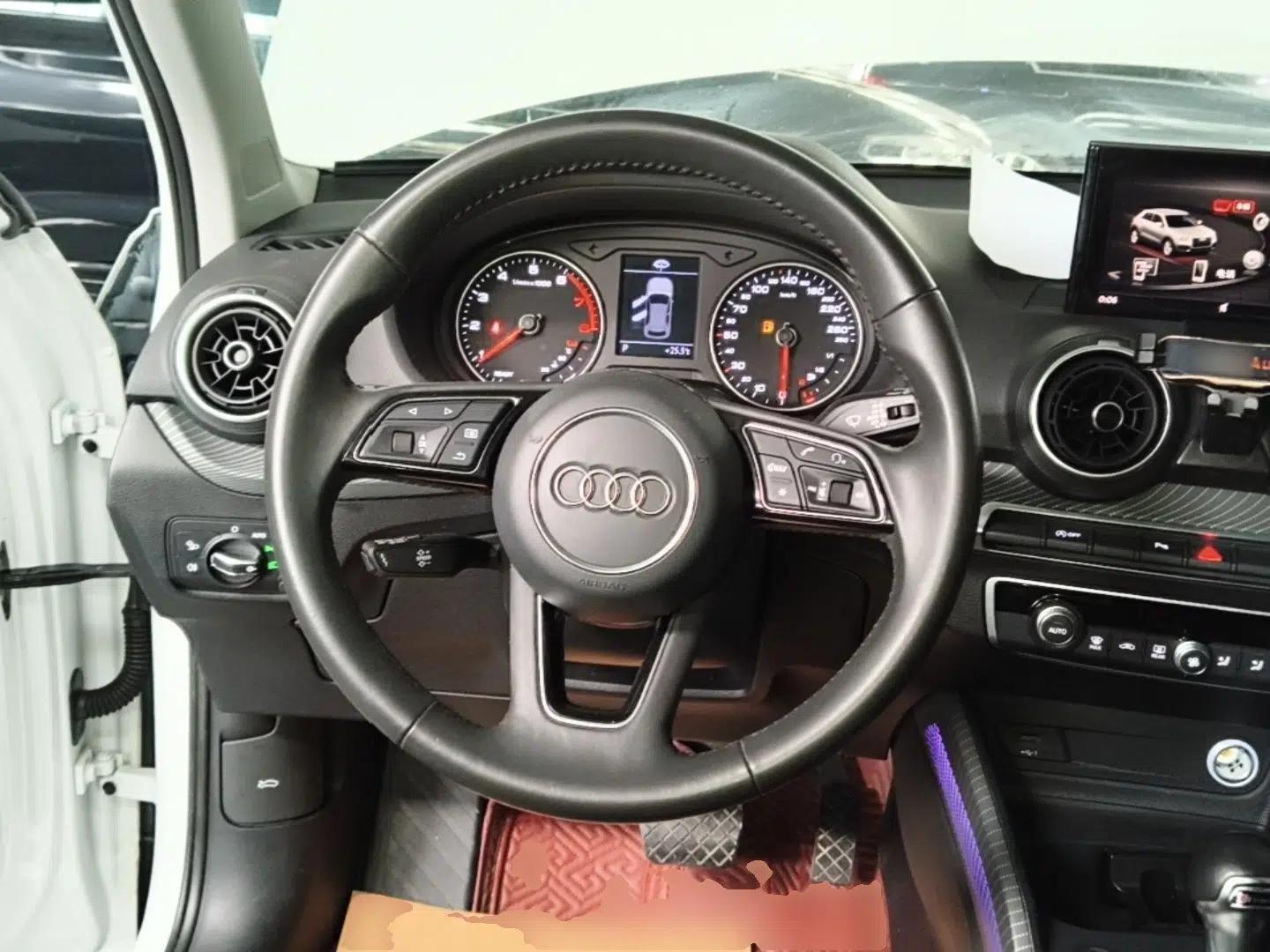 Audi Q2L 2021 35 TFSI Fashion Dynamic Model — миниатюра 13