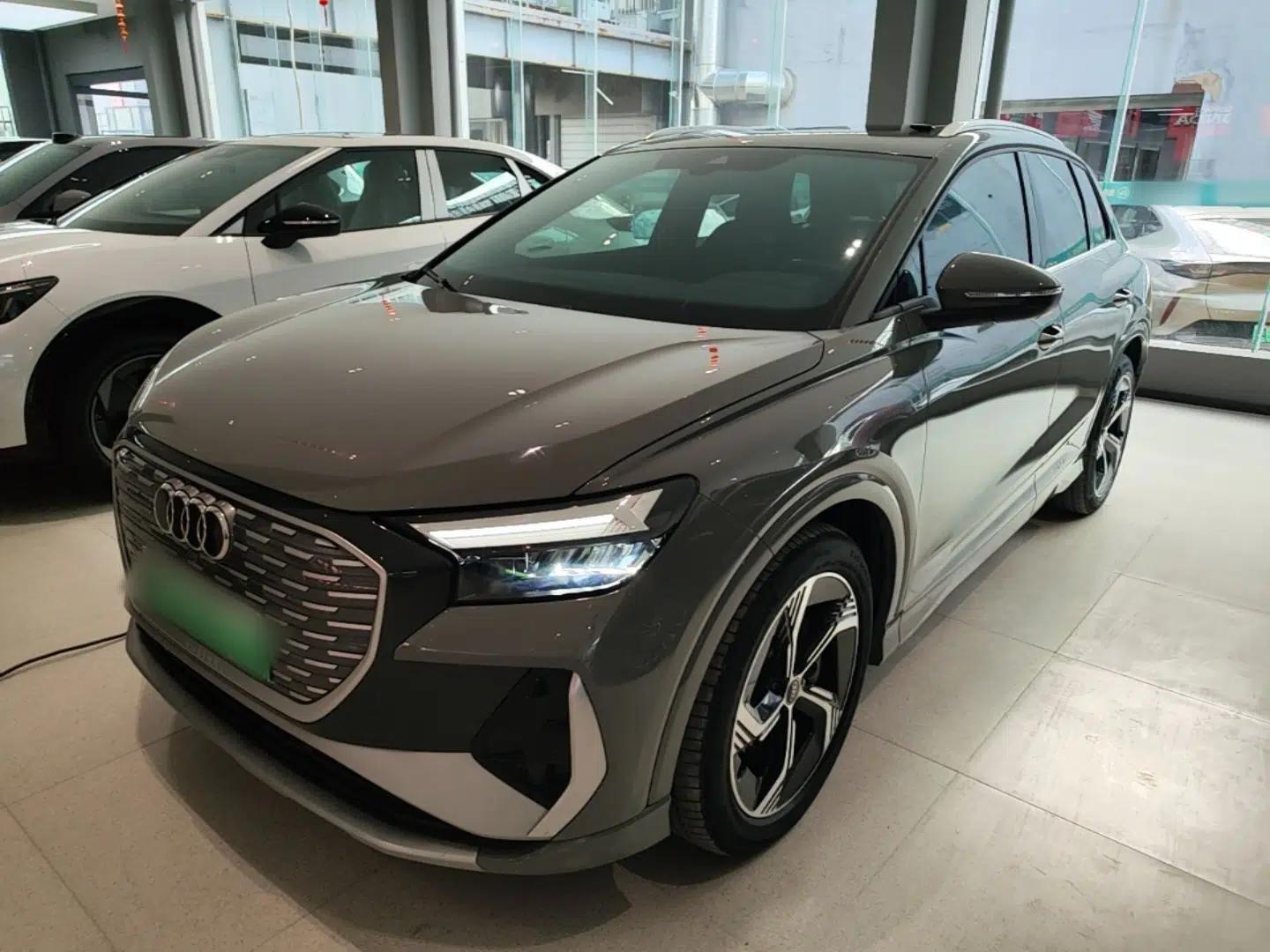 Audi Q4 e-tron 2024 40 e-tron Boundary Edition — миниатюра 1