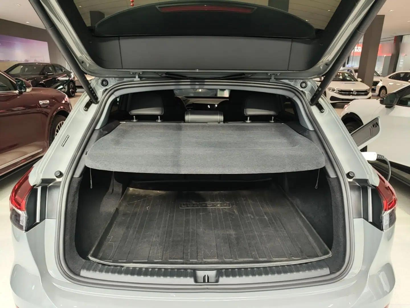 Audi Q4 e-tron 2024 40 e-tron Boundary Edition — миниатюра 22