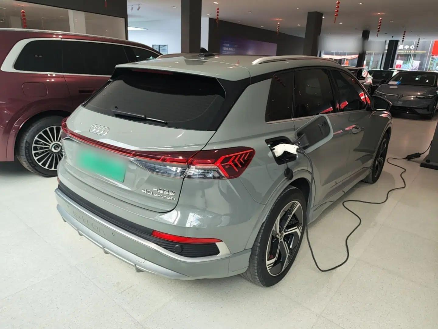 Audi Q4 e-tron 2024 40 e-tron Boundary Edition — миниатюра 6