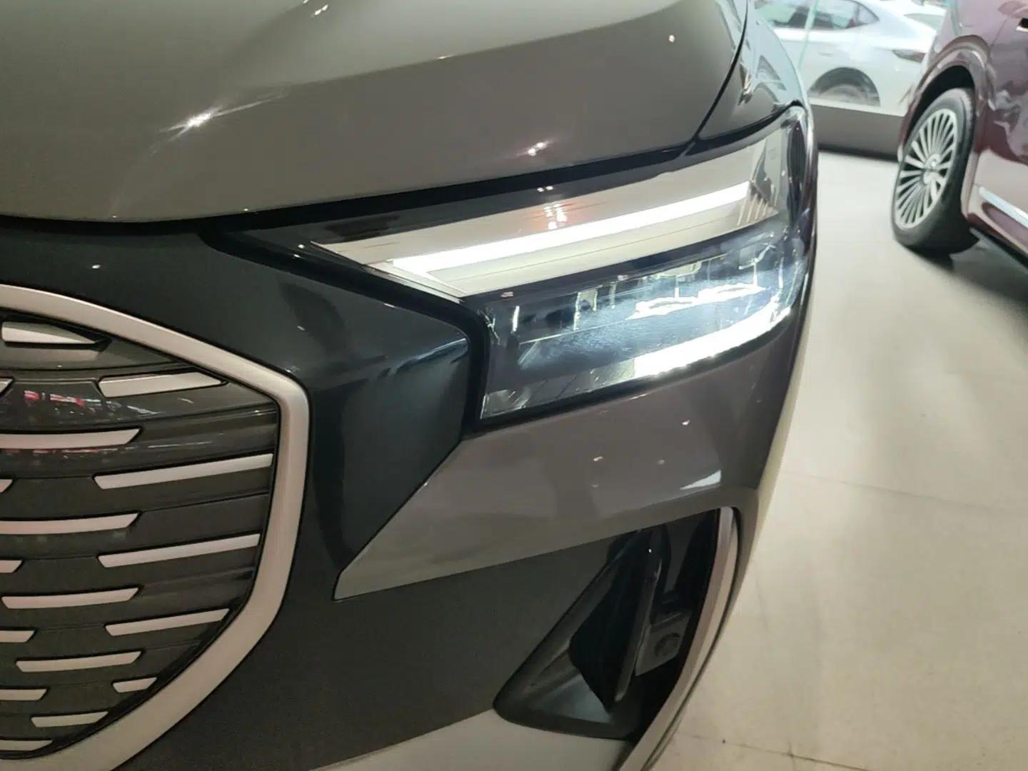 Audi Q4 e-tron 2024 40 e-tron Boundary Edition — миниатюра 8