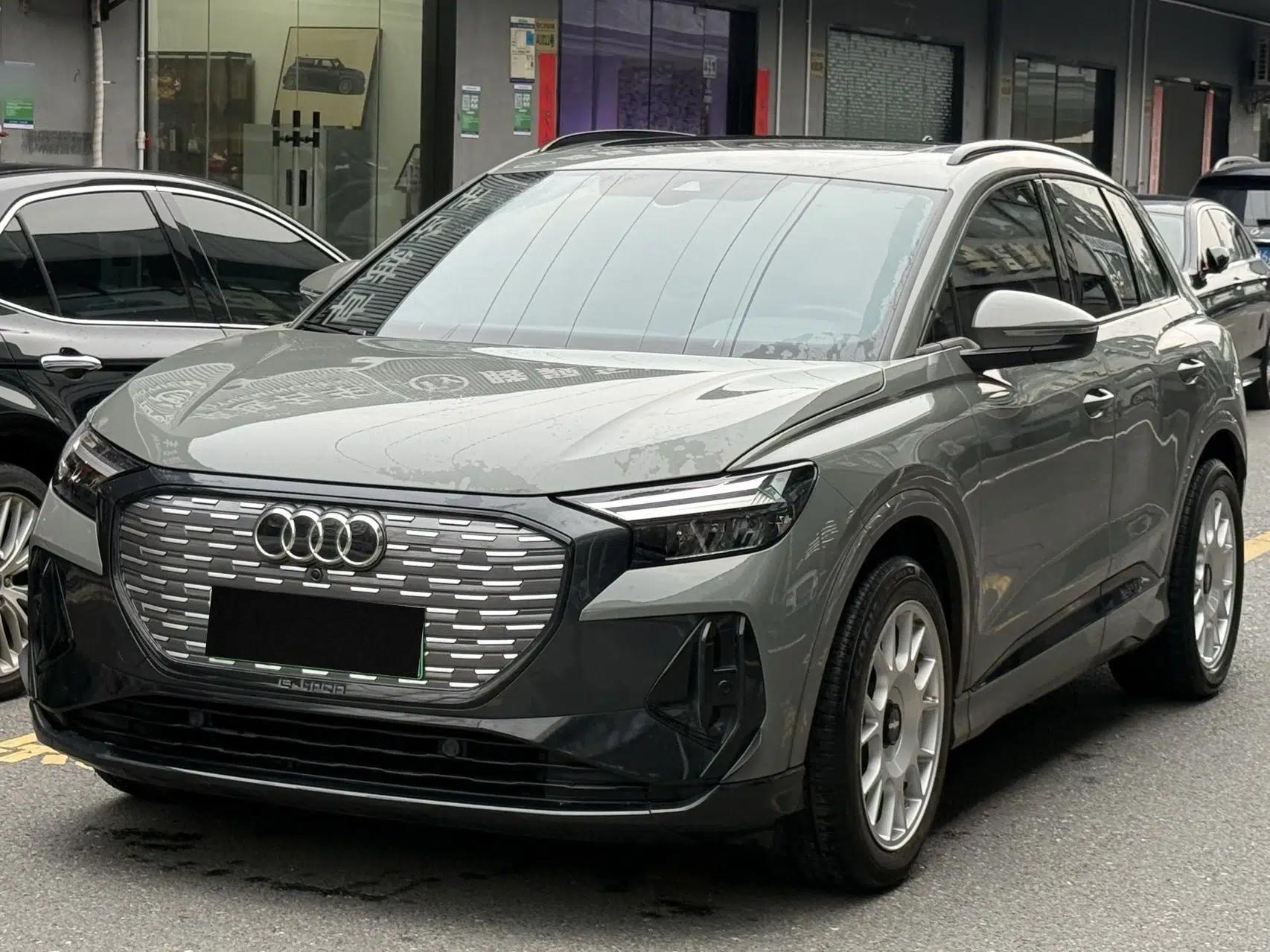 Audi Q4 e-tron 2023 40 e-tron Adventure Edition — миниатюра 12