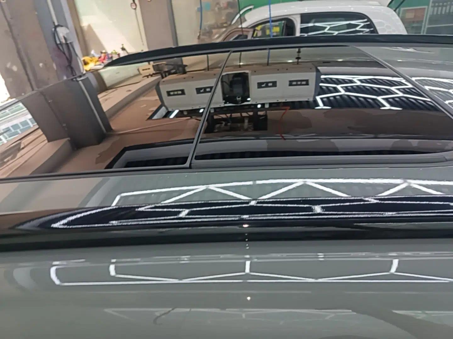 Audi Q4 e-tron 2023 40 e-tron Adventure Edition — миниатюра 7
