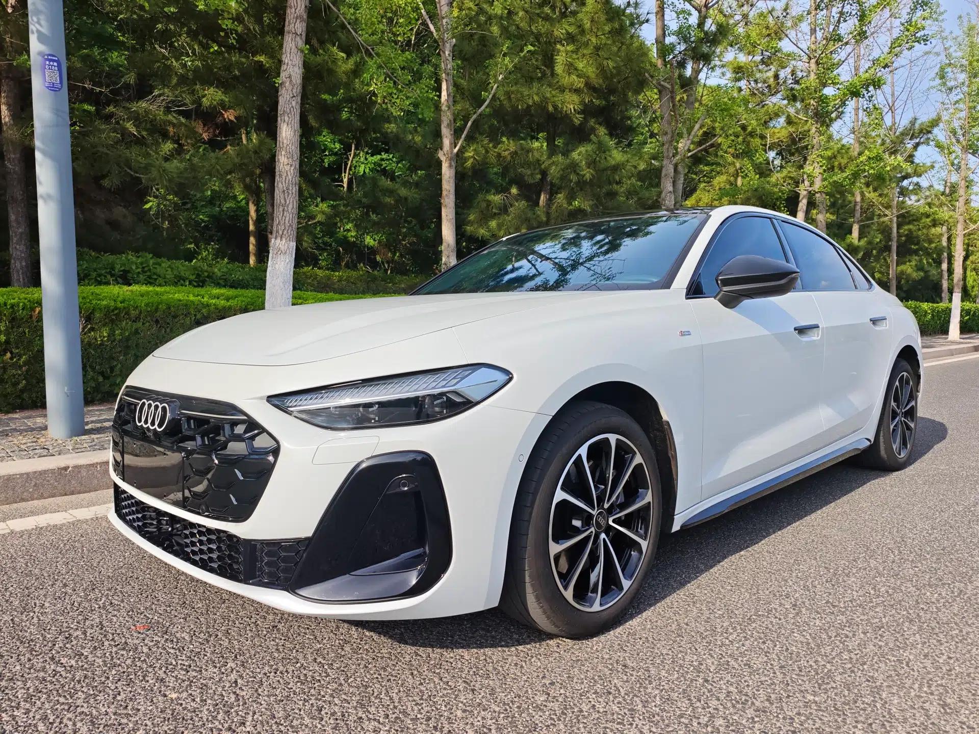 Audi A5L 2026 2.0T Sport Plus — миниатюра 1