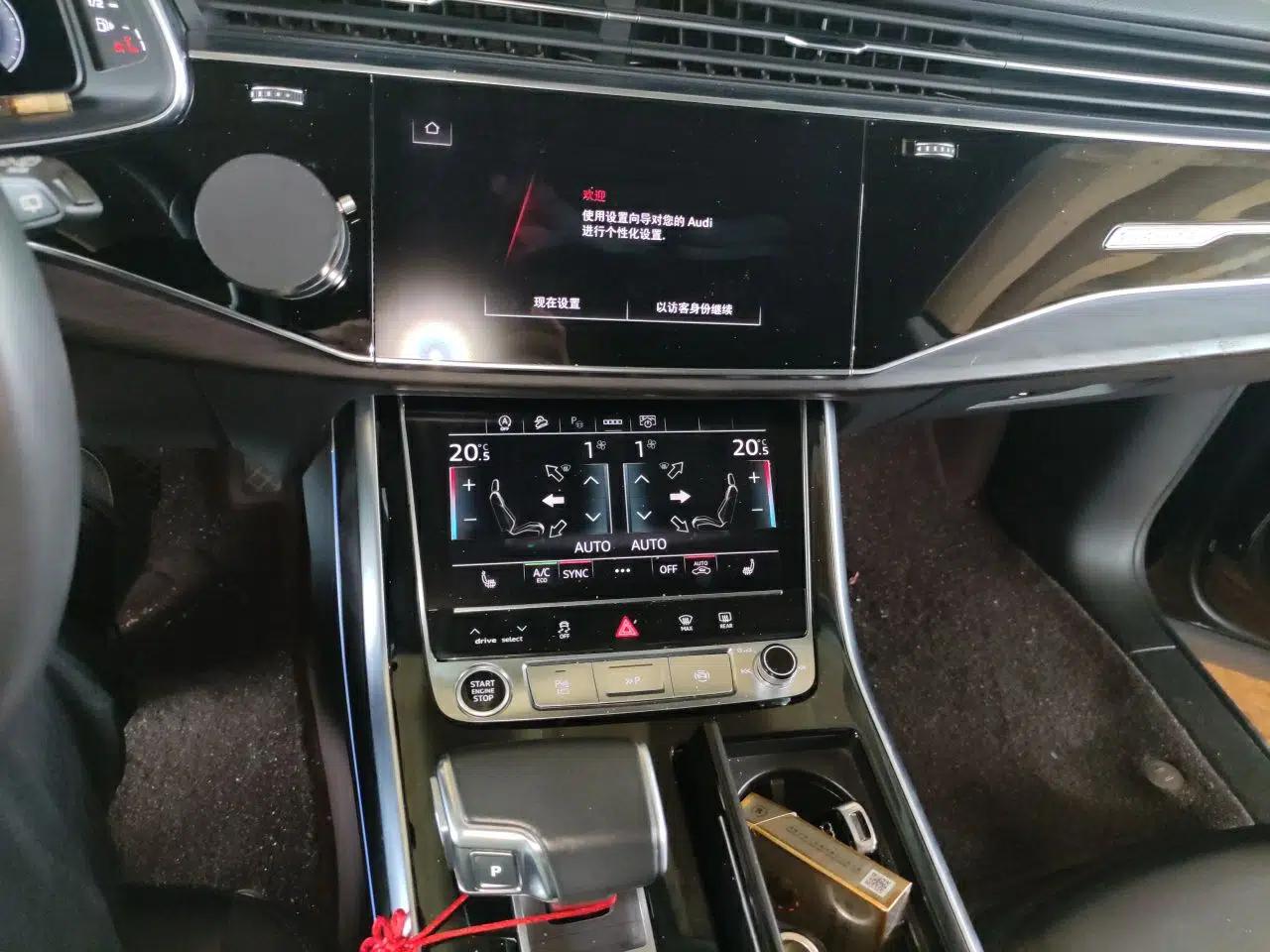 Audi Q8 2019 55 TFSI Luxury Dynamic Model — миниатюра 13
