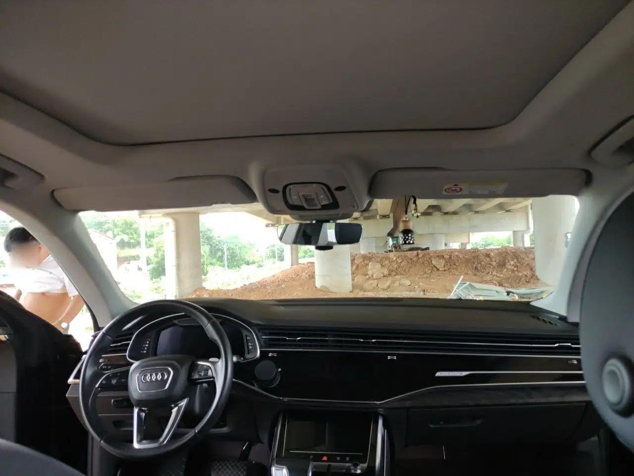 Audi Q8 2019 55 TFSI Luxury Dynamic Model — миниатюра 18