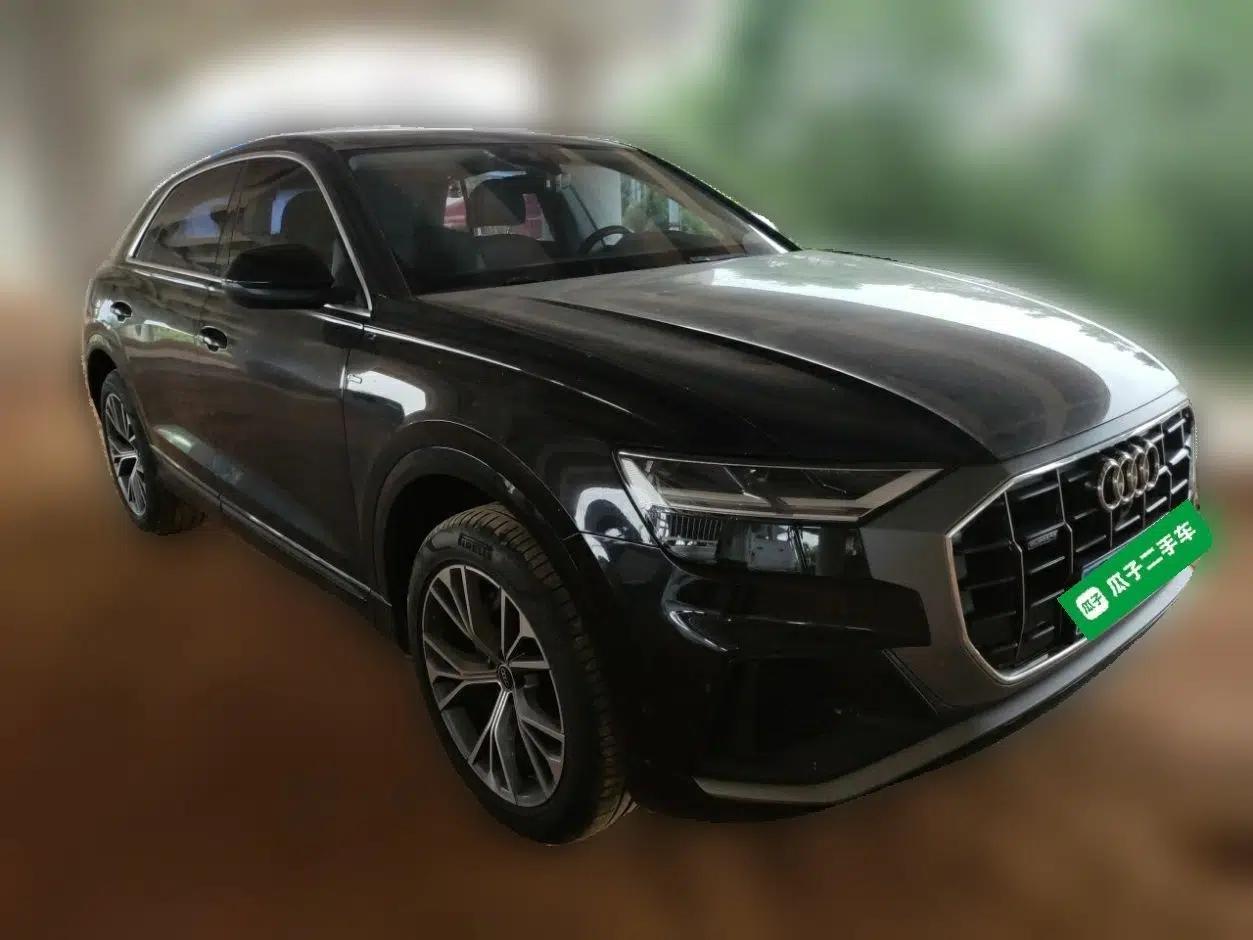 Audi Q8 2019 55 TFSI Luxury Dynamic Model — миниатюра 3