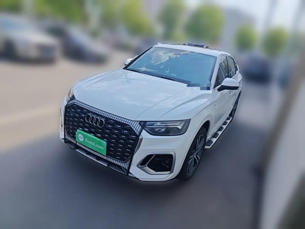 Audi Q5L Sportback 2021 40 TFSI Luxury Edition — миниатюра 1