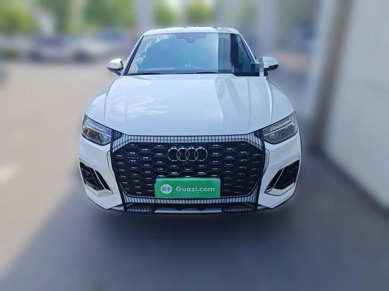 Audi Q5L Sportback 2021 40 TFSI Luxury Edition — миниатюра 2