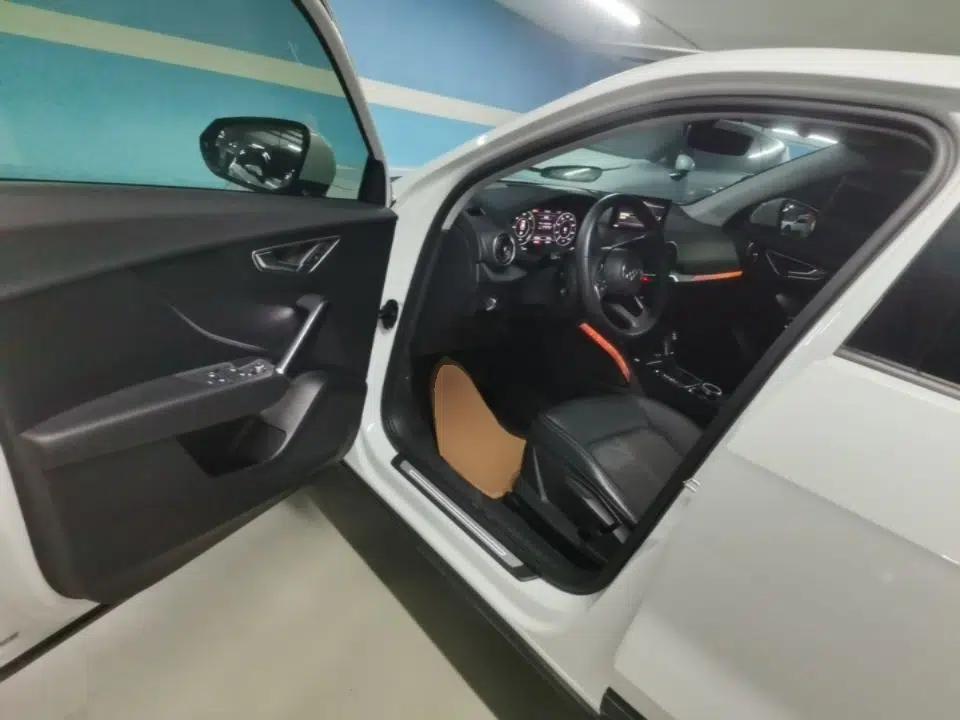 Audi Q2L e-tron 2019 Q2L e-tron Pure Electric Smart Style — миниатюра 18