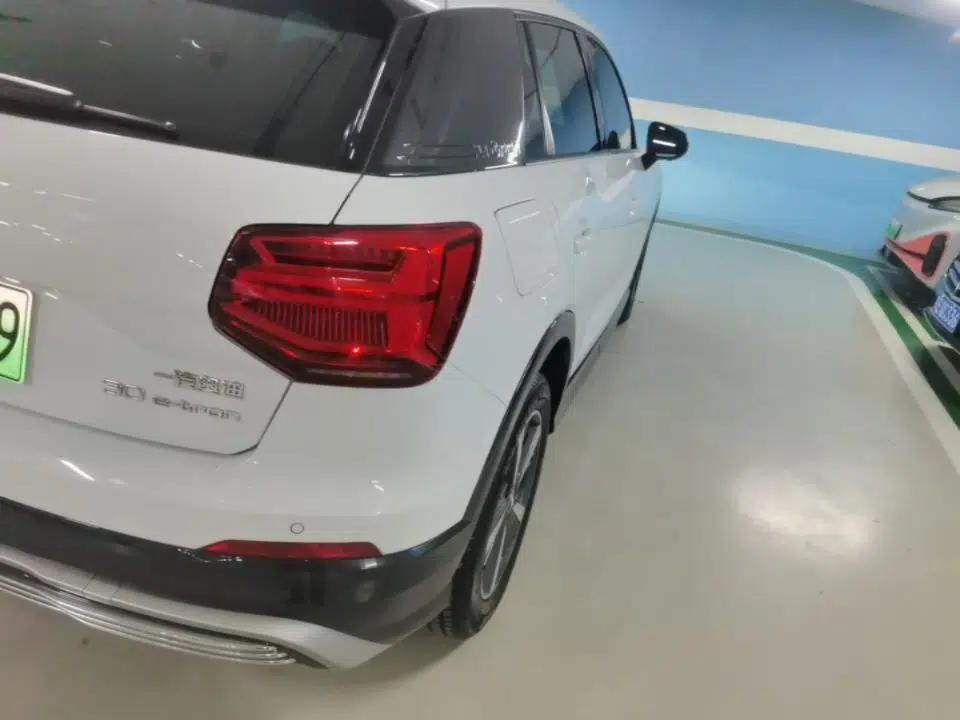 Audi Q2L e-tron 2019 Q2L e-tron Pure Electric Smart Style — миниатюра 9