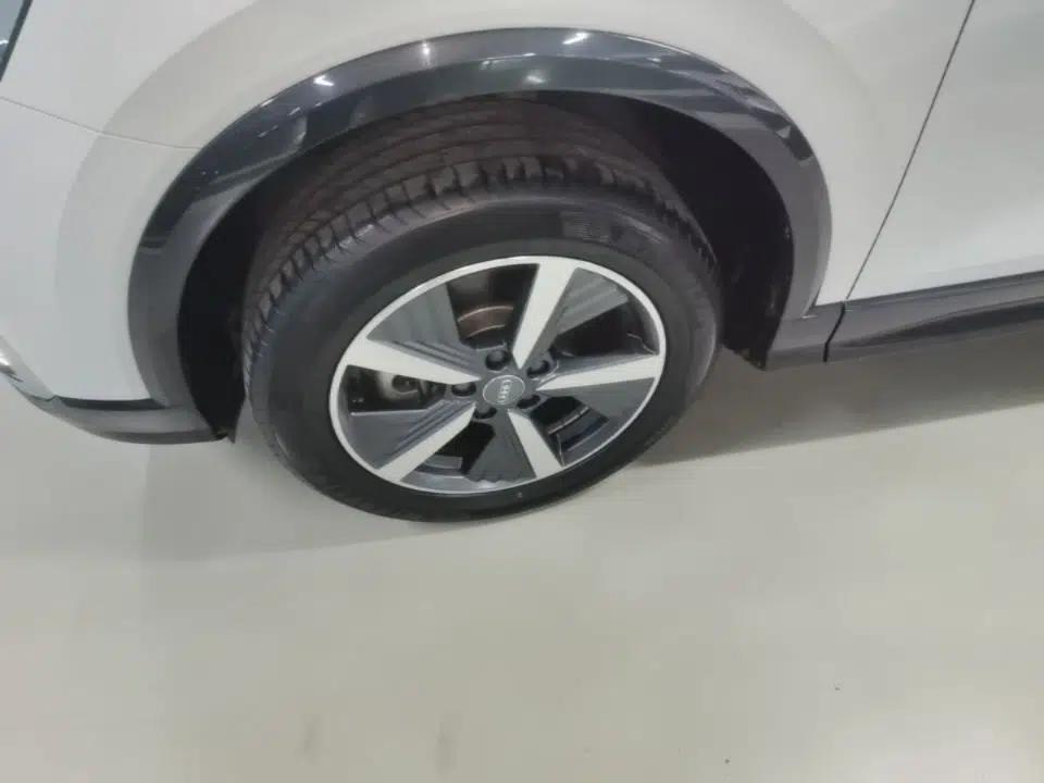 Audi Q2L e-tron 2019 Q2L e-tron Pure Electric Smart Style — миниатюра 10