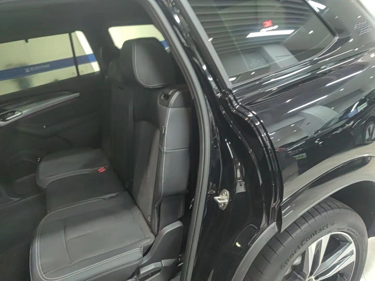 Audi Q6 2023 45 TFSI quattro Qiyun Edition Flying Rider Package — миниатюра 20