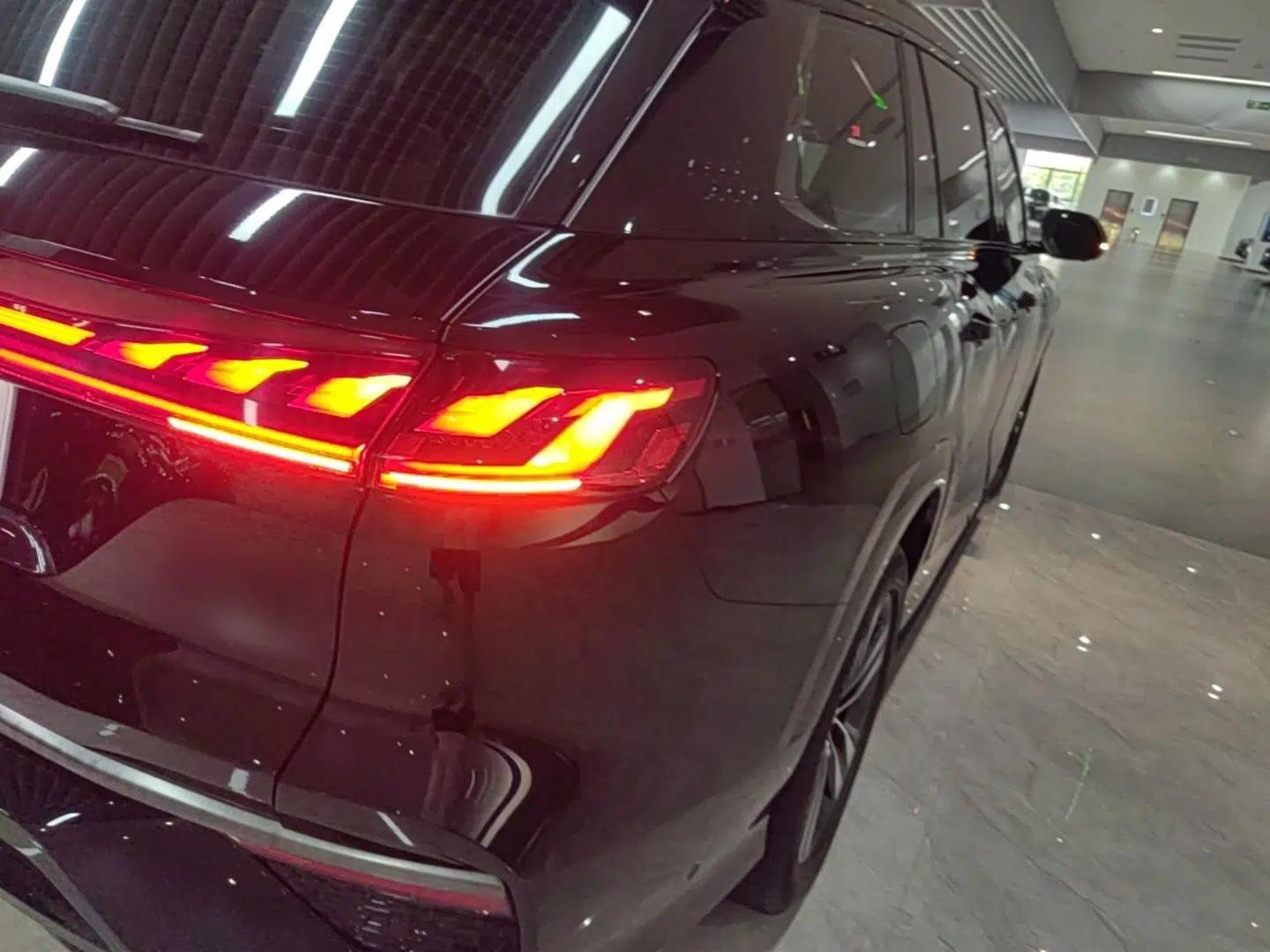 Audi Q6 2023 45 TFSI quattro Qiyun Edition Flying Rider Package — миниатюра 9